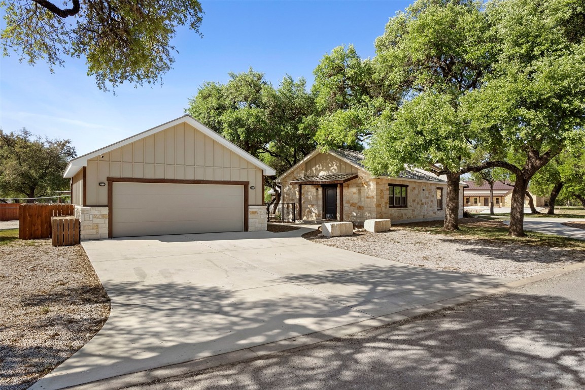 11 Stepping Stone Property Photo 5