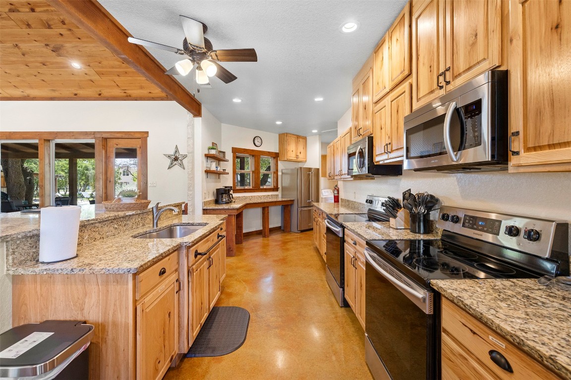 11 Stepping Stone Property Photo 14