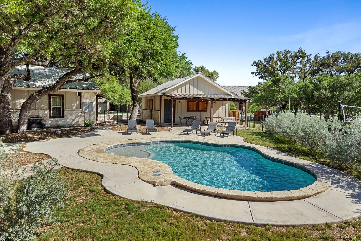 11 Stepping Stone Property Photo 38