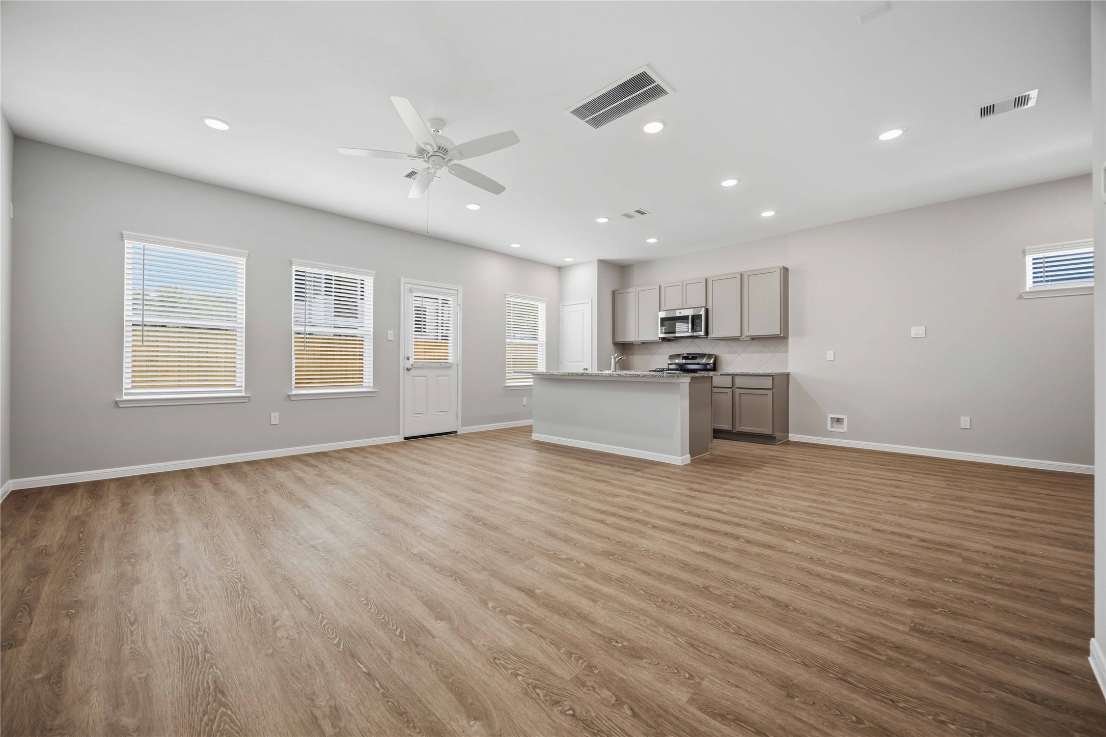 14741 Blooming Jasmine Trail Property Photo 13