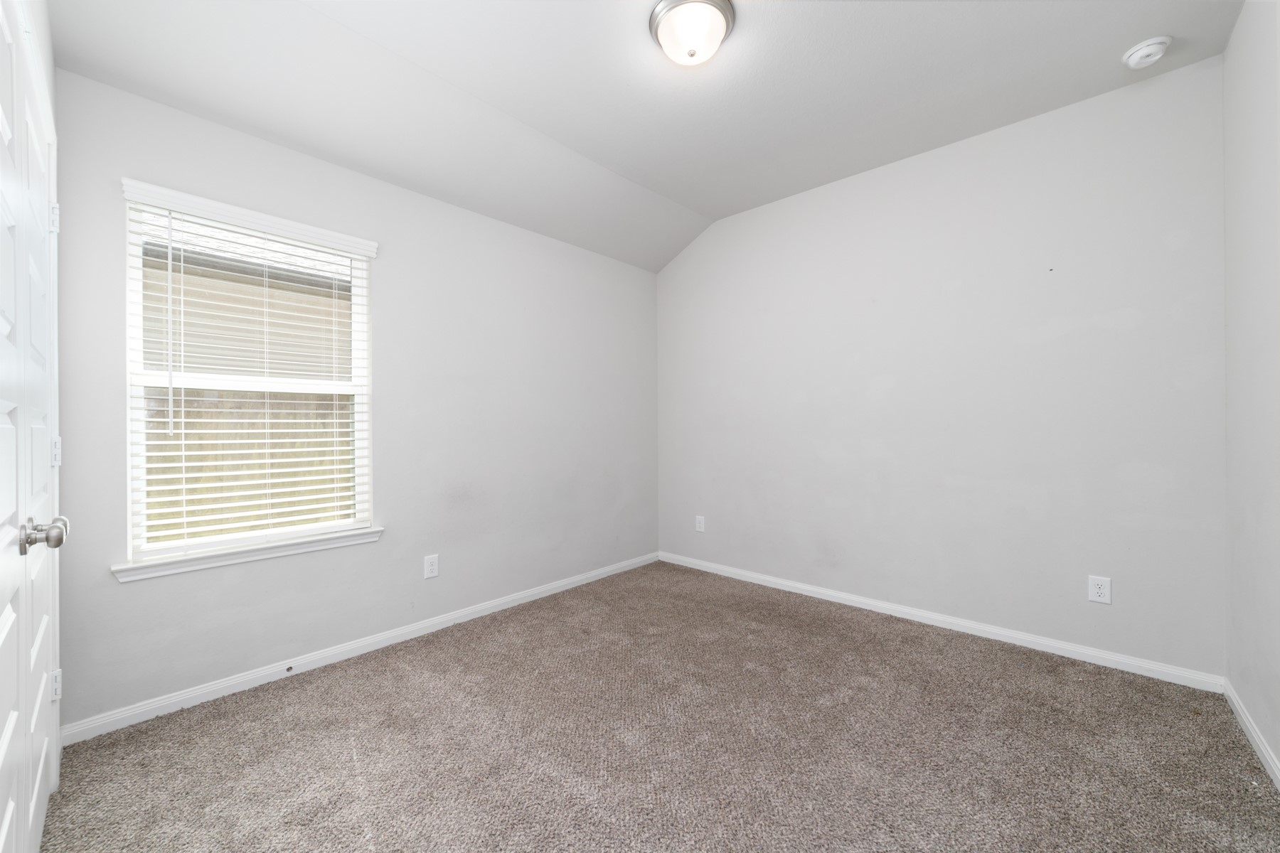 906 Pismo Lane Property Photo 14
