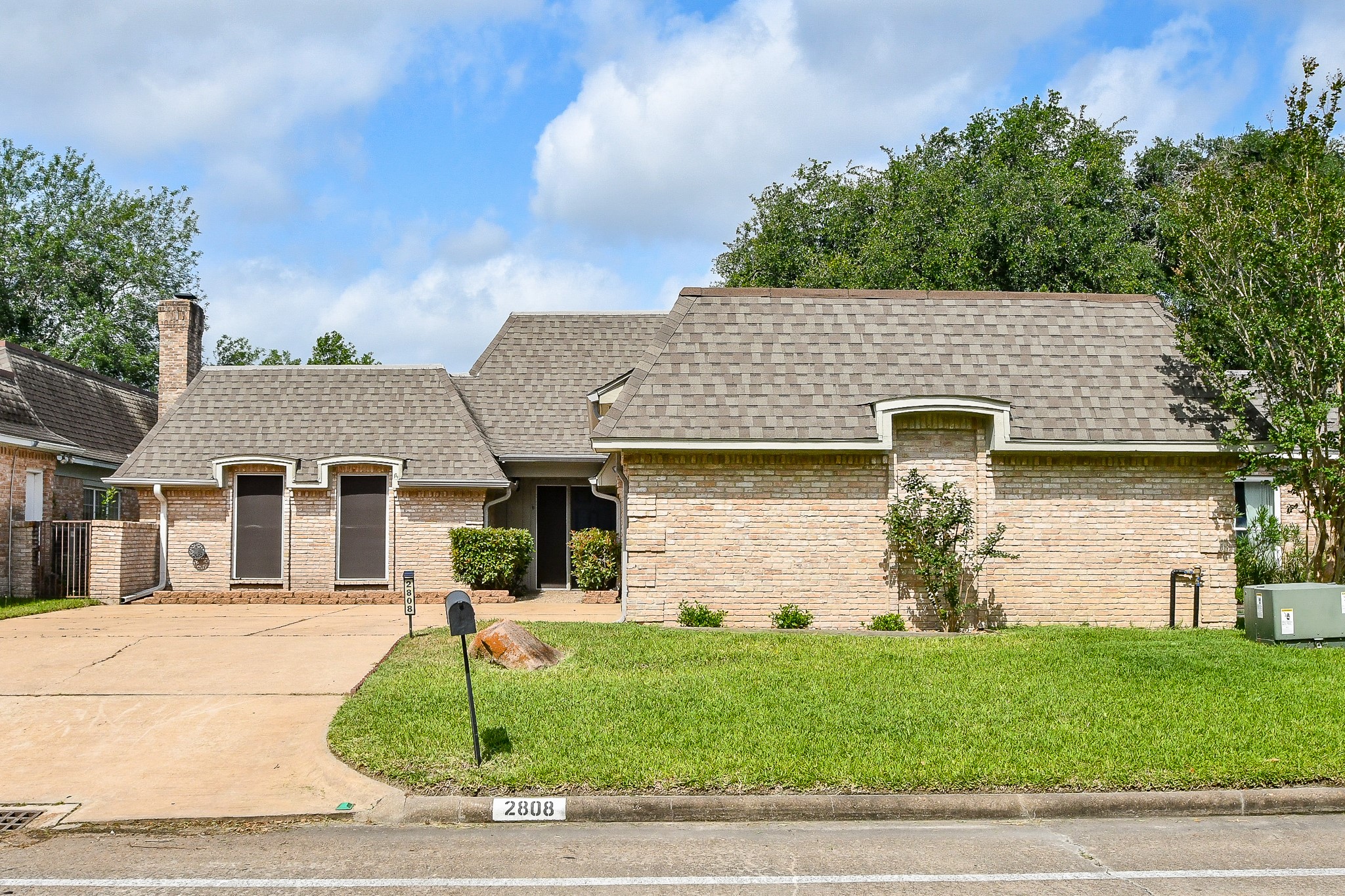2808 Cypress Point Drive