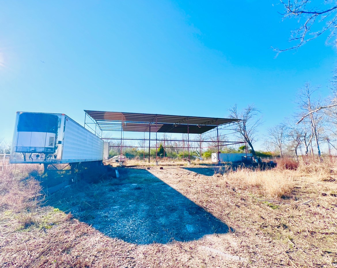 1313 County Road 48662 Property Photo 39