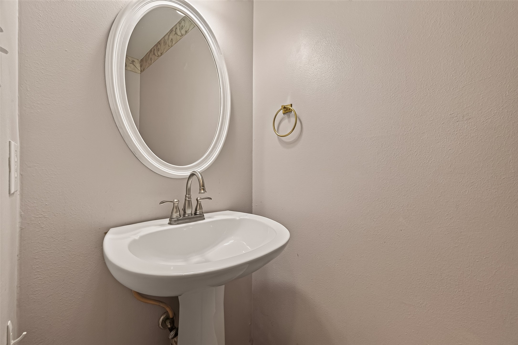4806 Lake Daniel Court Property Photo 14
