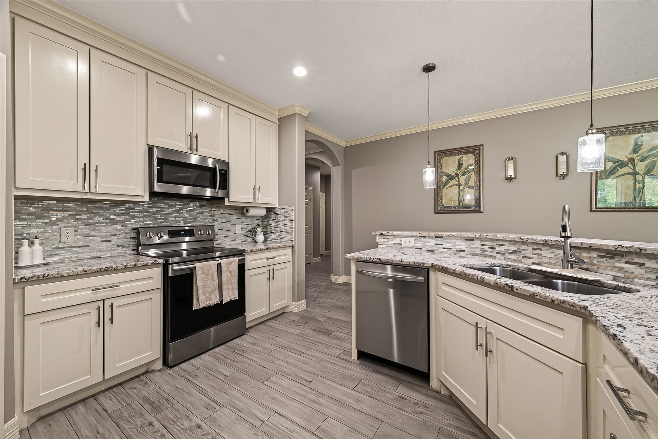 709 Coen Road Property Photo 18