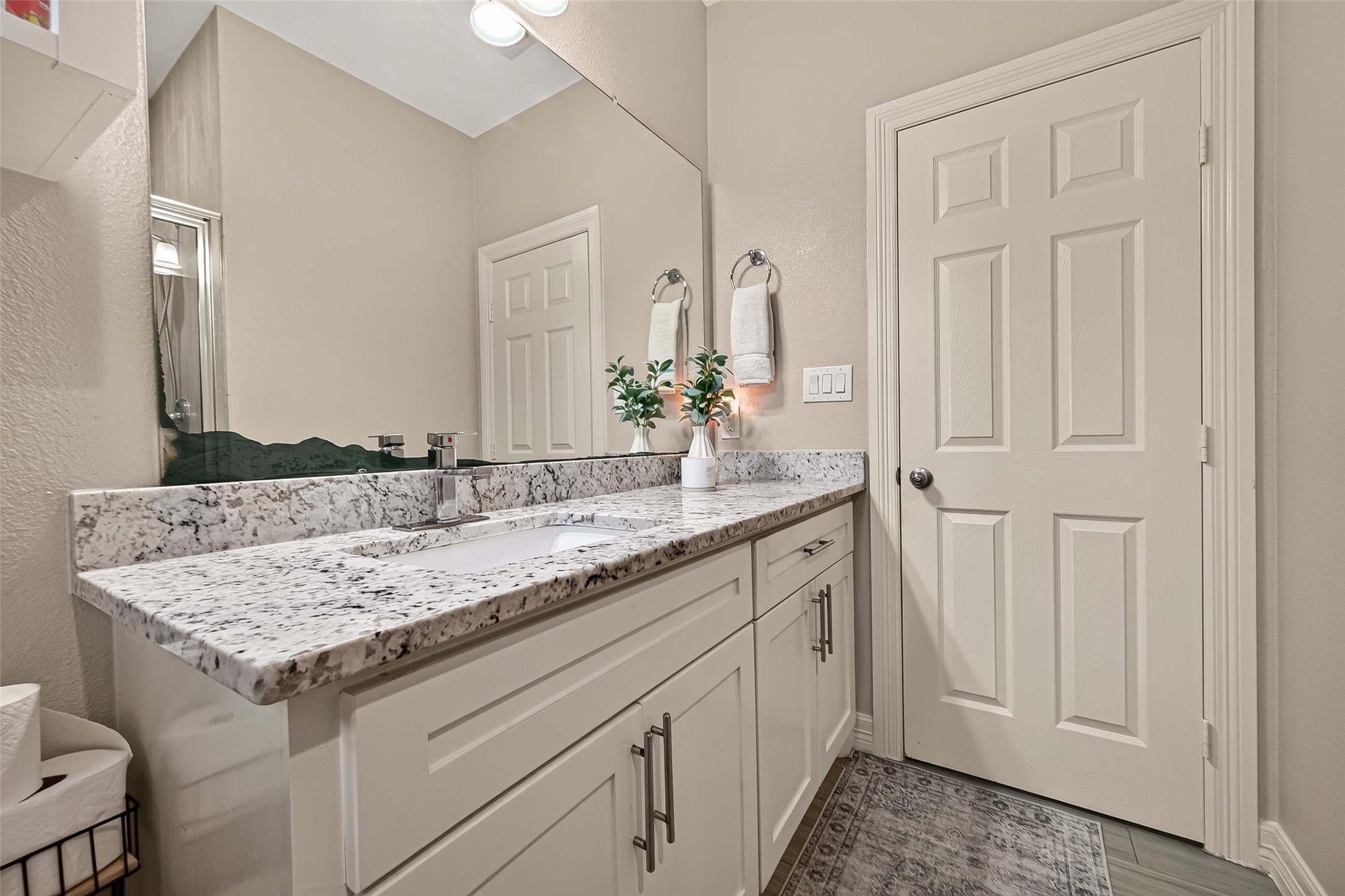709 Coen Road Property Photo 27