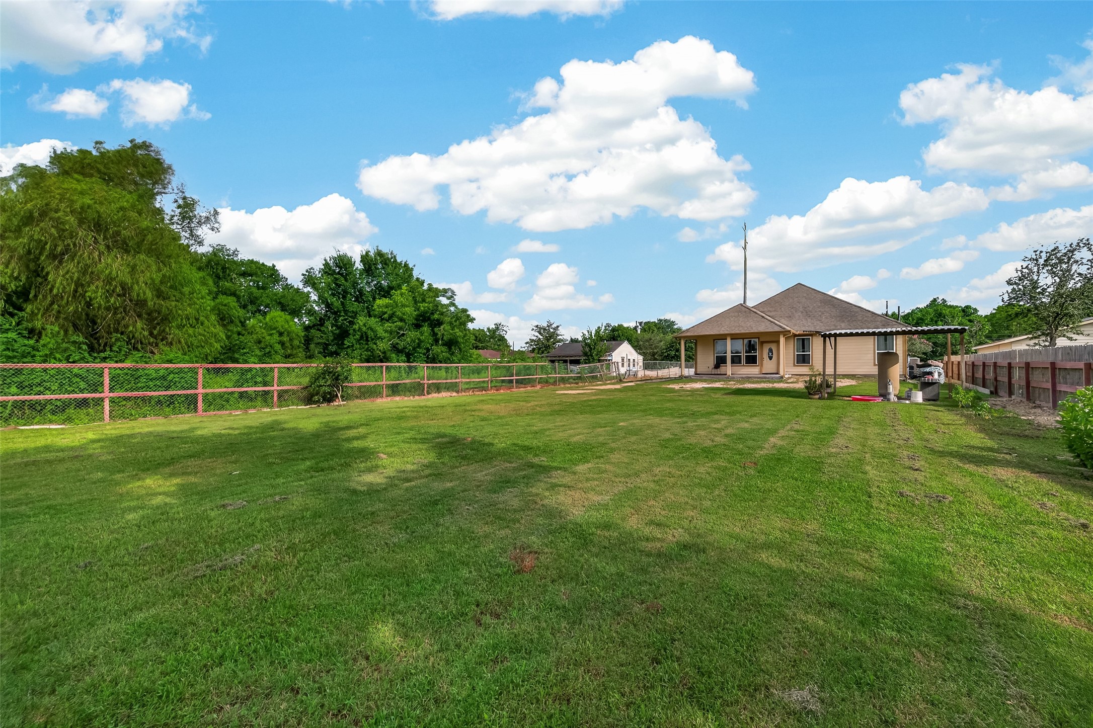709 Coen Road Property Photo 41