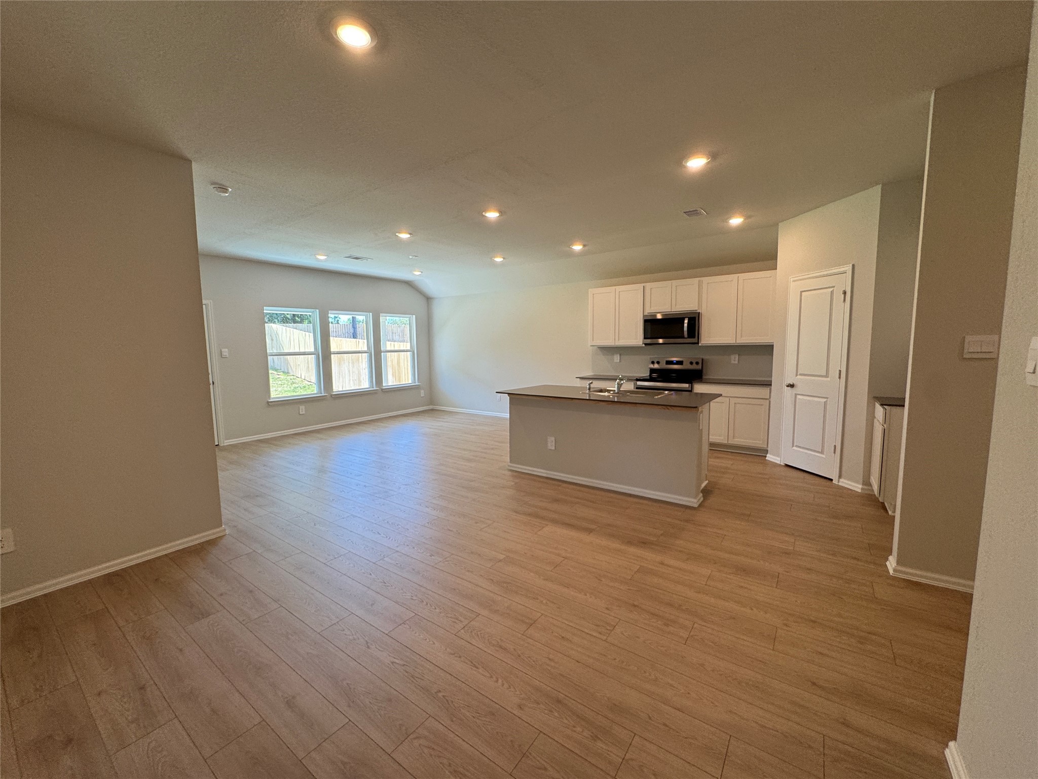 1249 Wilkins Valley Street Property Photo 5