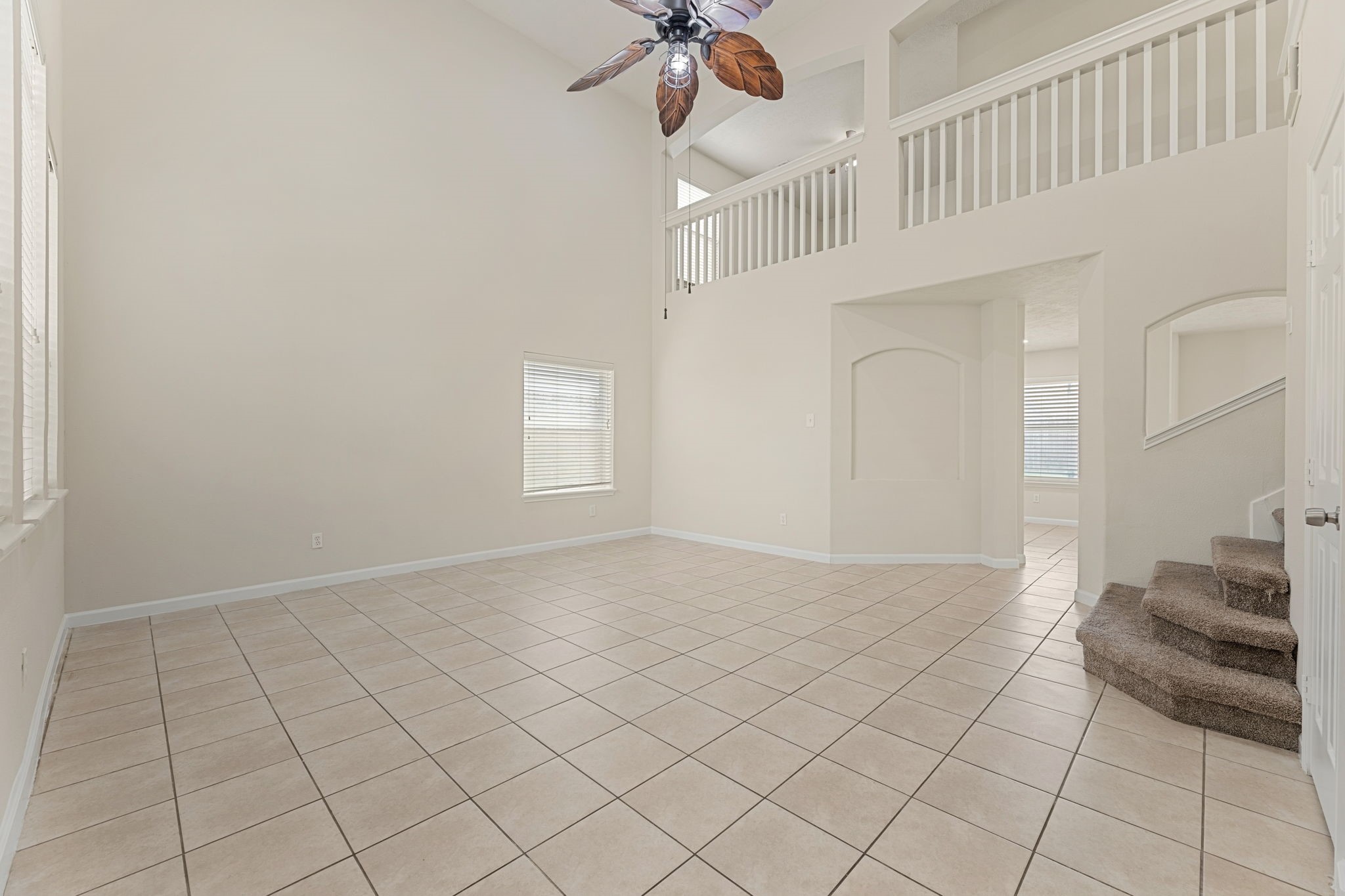 18123 Spring Run Lane Property Photo 6