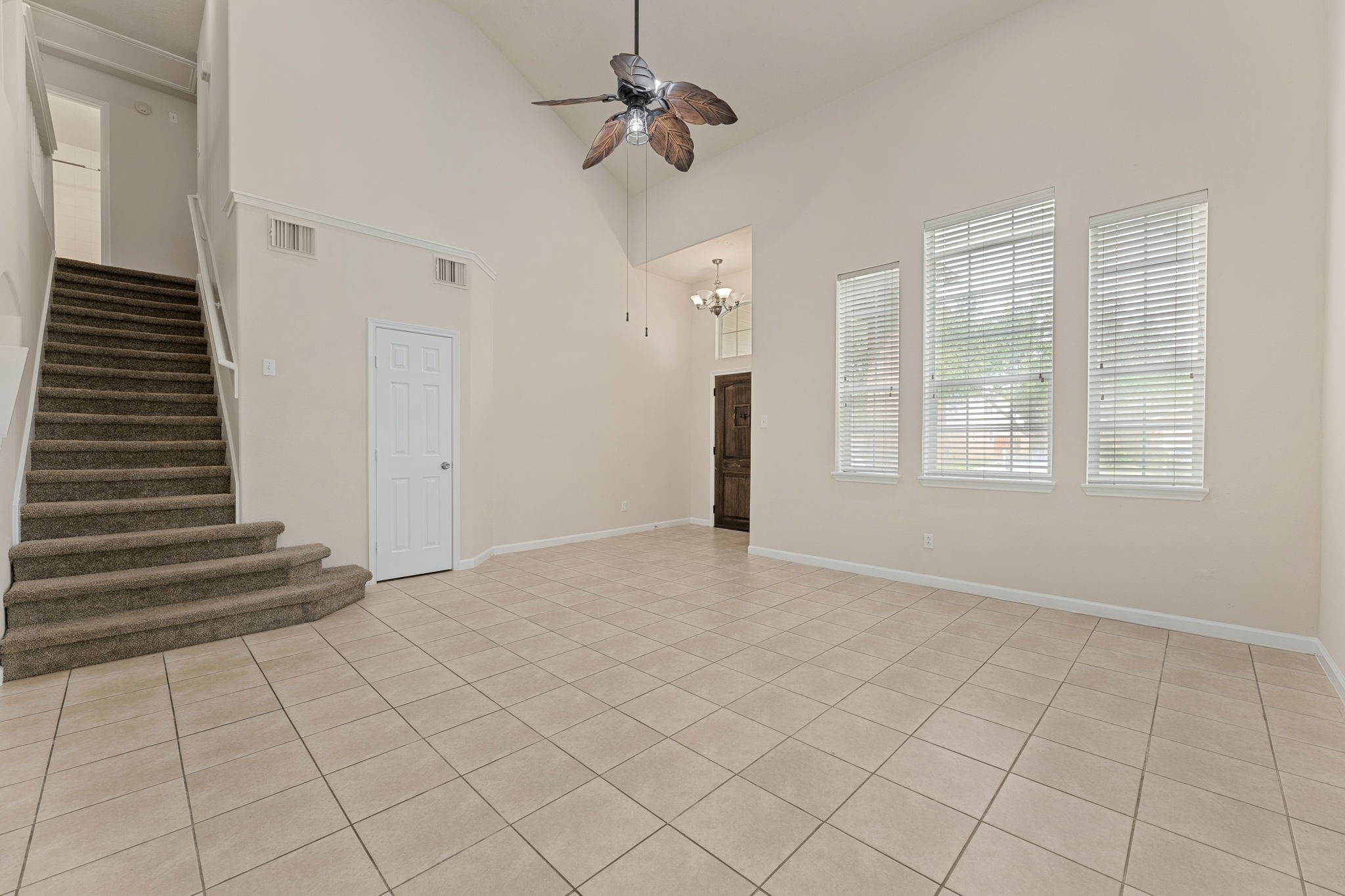 18123 Spring Run Lane Property Photo 8