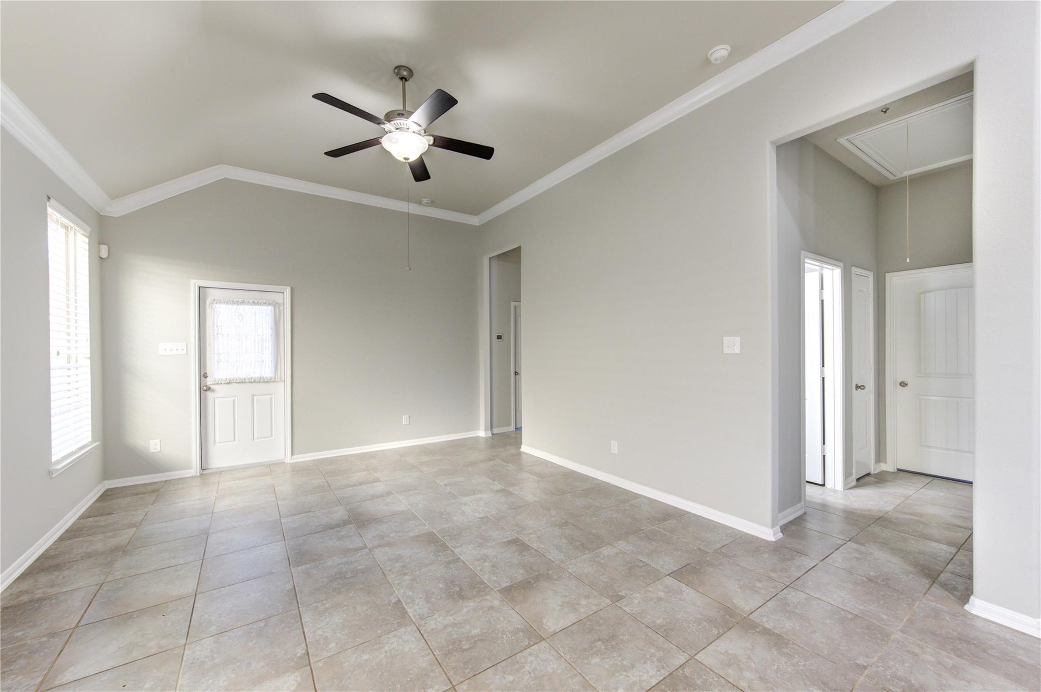 5314 Silver Ledge Drive Property Photo 23