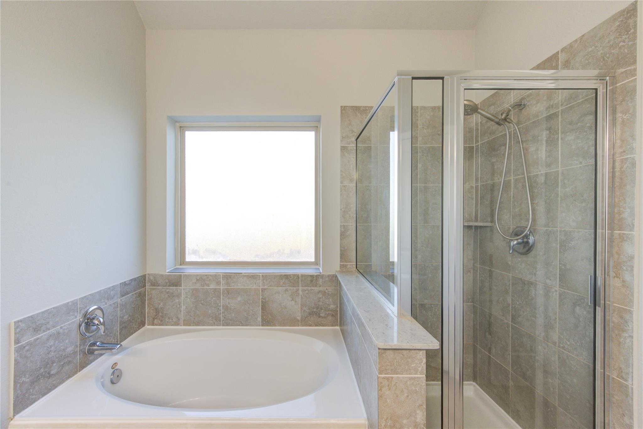5314 Silver Ledge Drive Property Photo 27