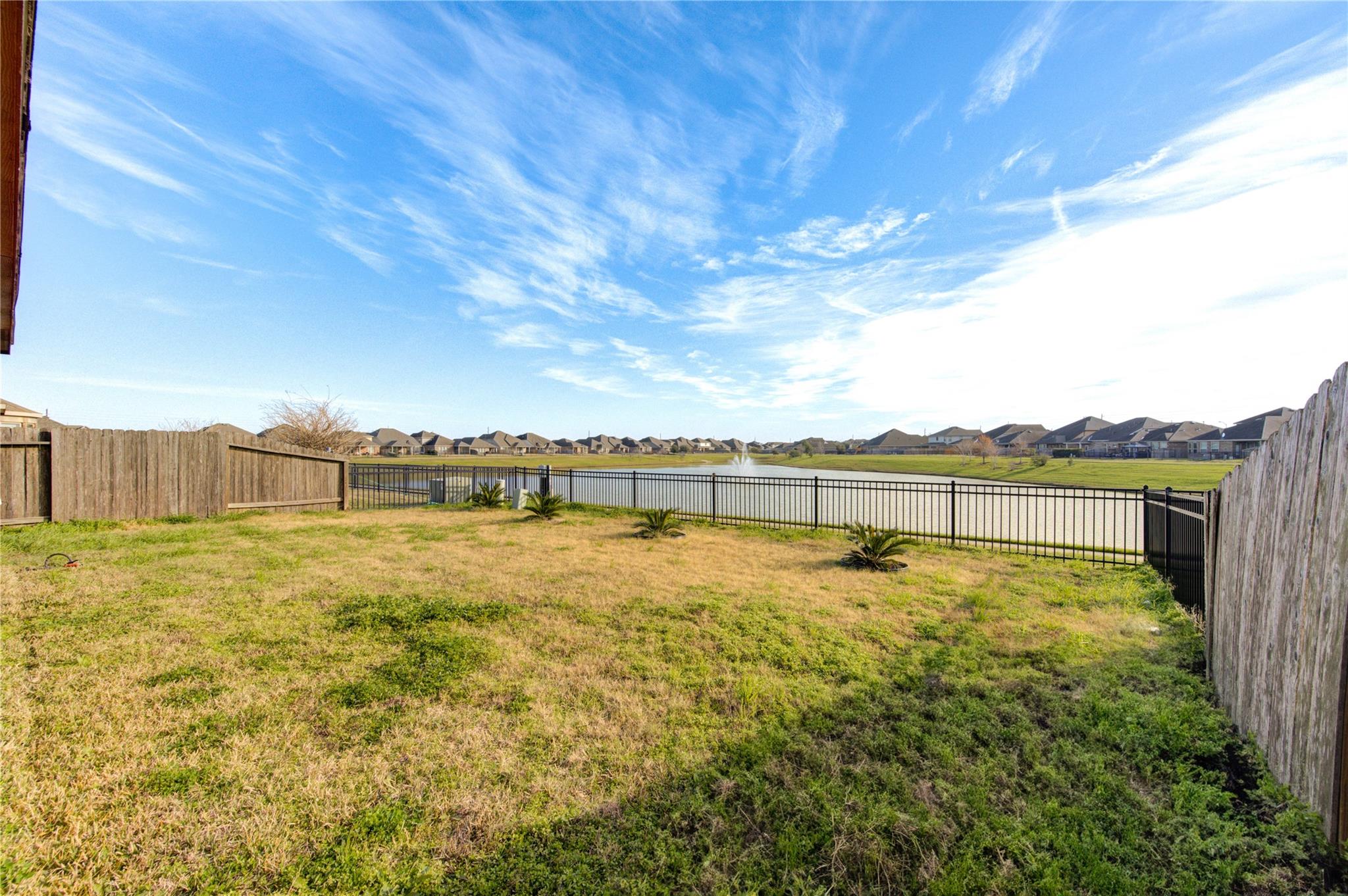 5314 Silver Ledge Drive Property Photo 48