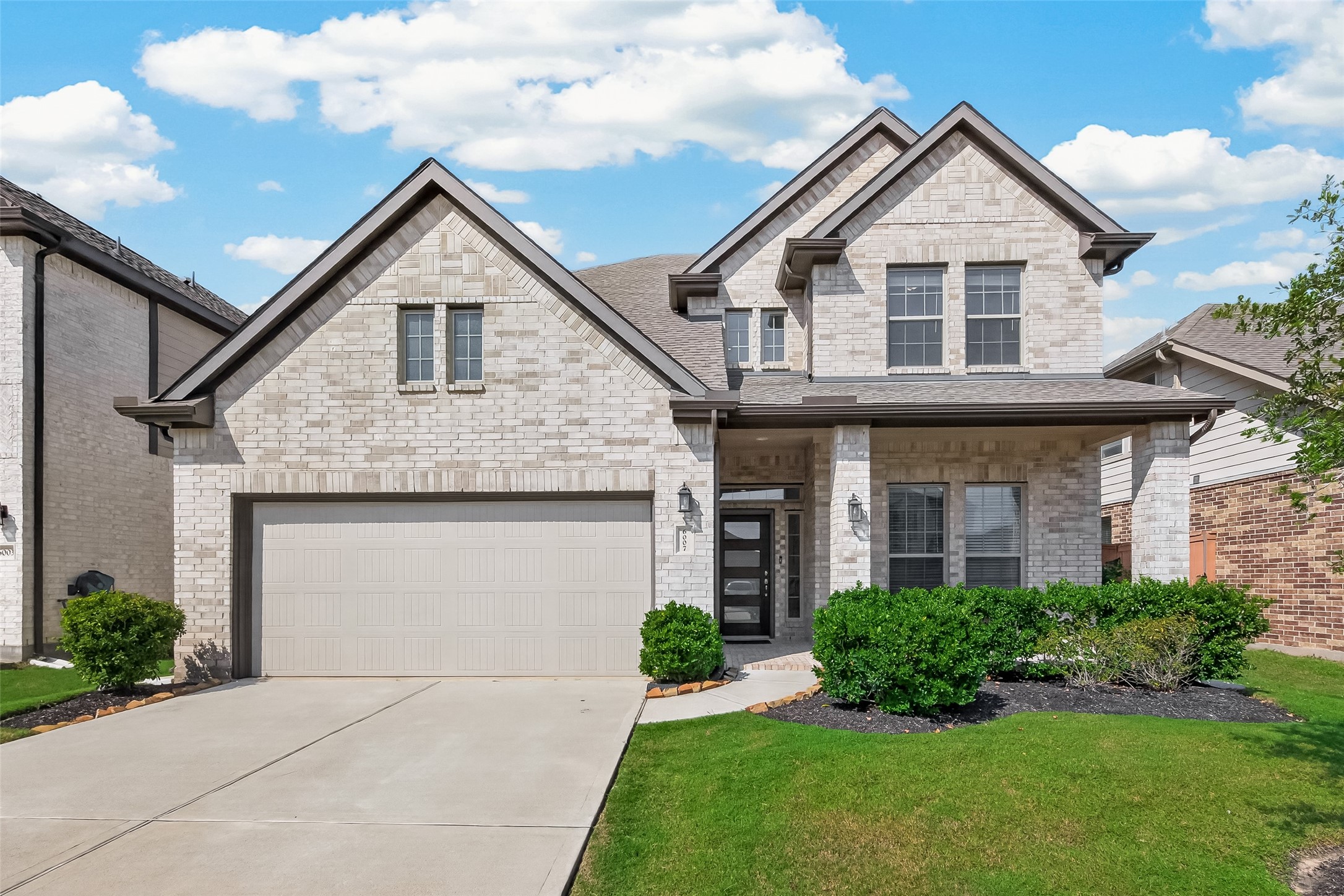 6007 Briarstone Crest Drive Property Photo 1