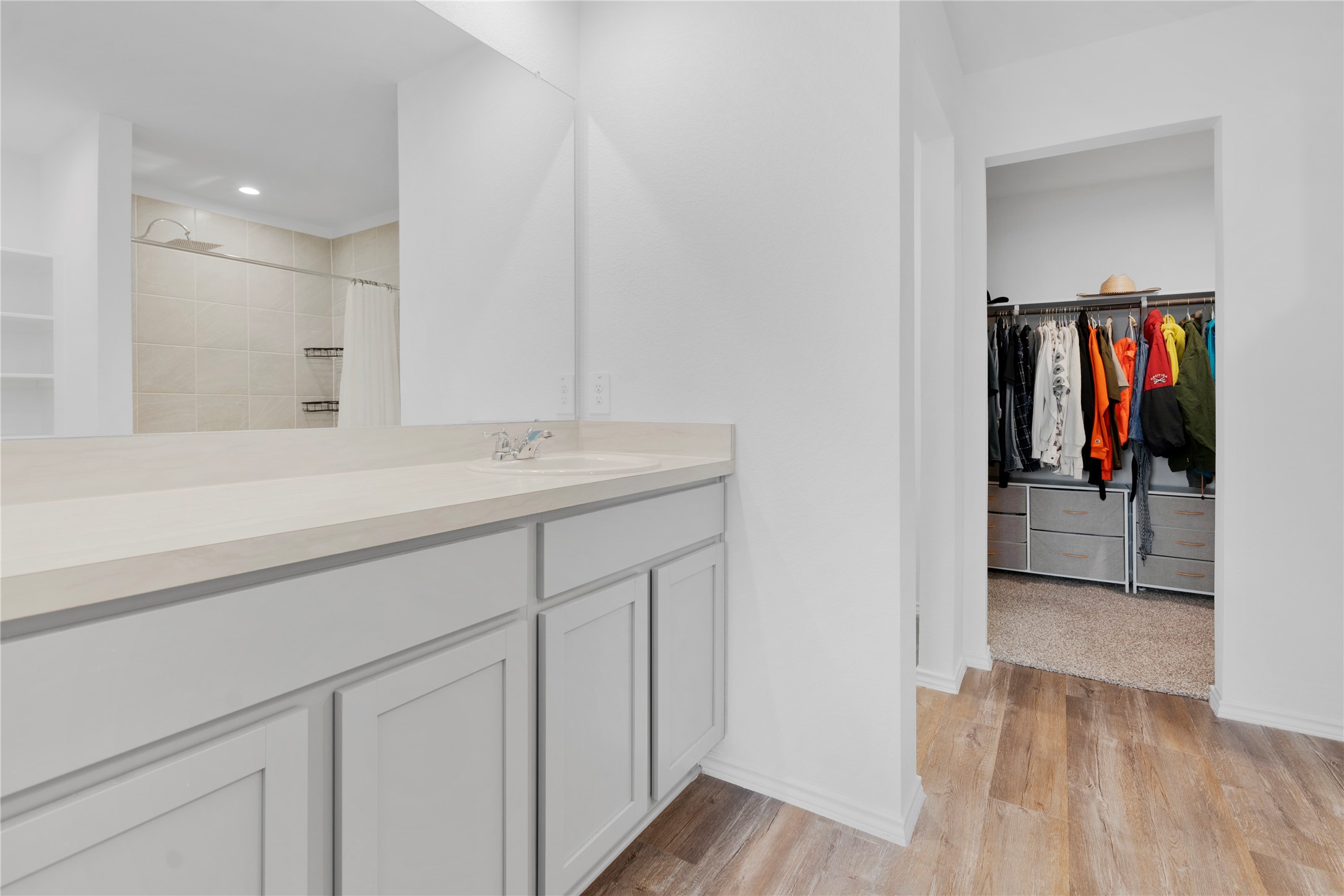 24737 Mountain Tree Drive Property Photo 11