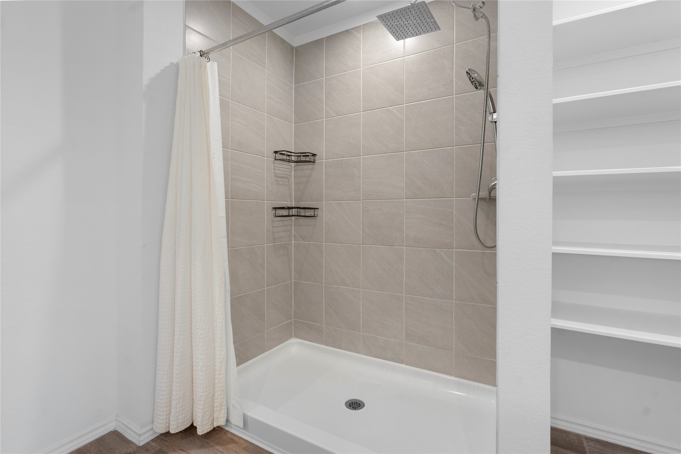 24737 Mountain Tree Drive Property Photo 13