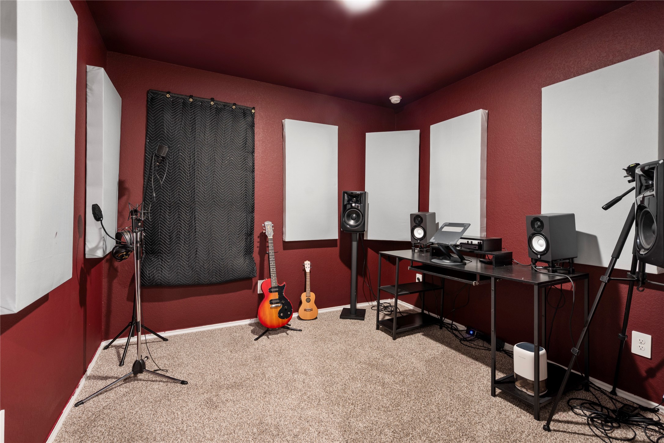 24737 Mountain Tree Drive Property Photo 16