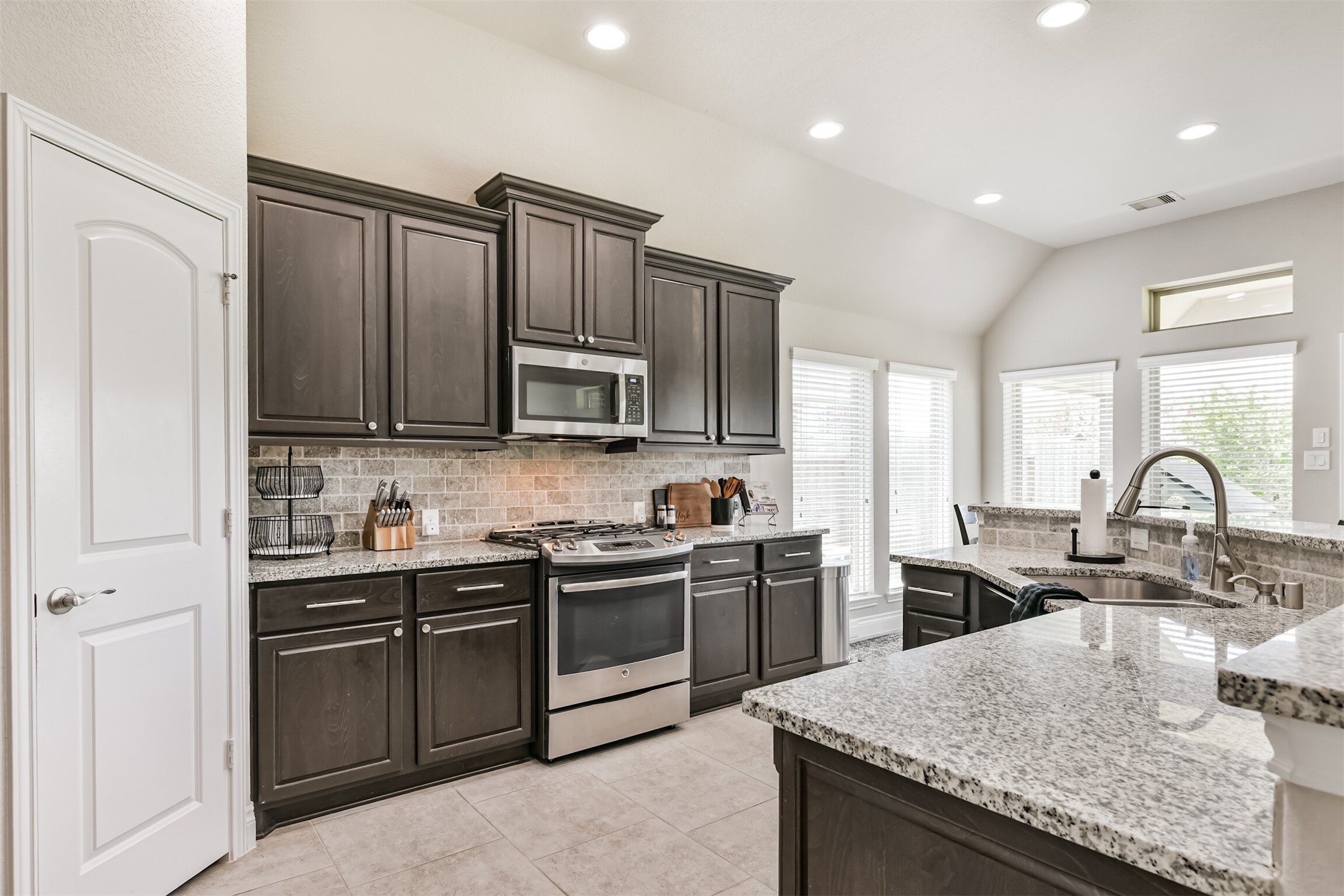 13622 Canyon Ranch Drive Drive Property Photo 16