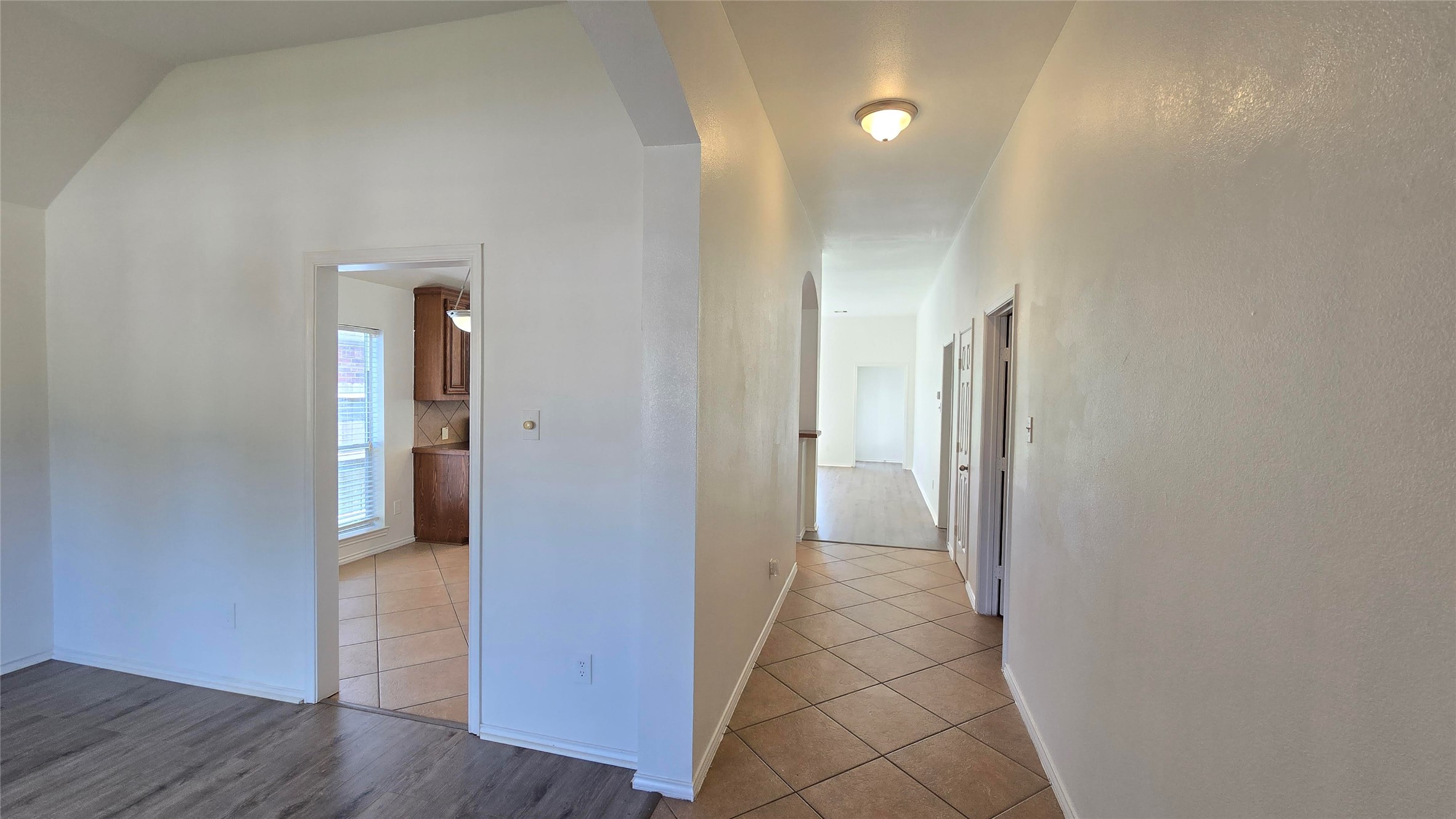 14119 Englewood Park Lane Property Photo 6