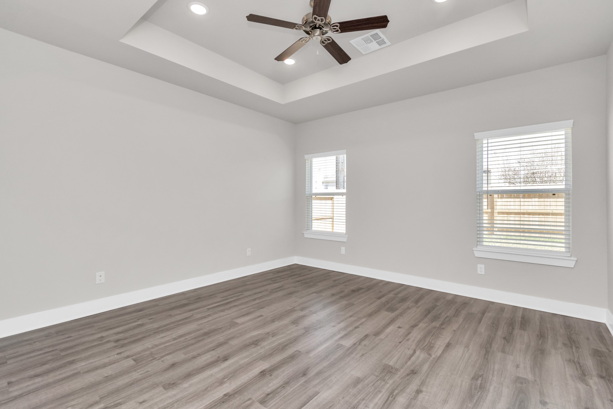21003 Bay Village Drive B Property Photo 8