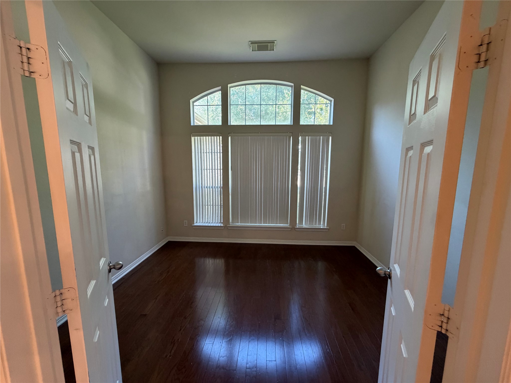 3102 Avory Ridge Lane Property Photo 5