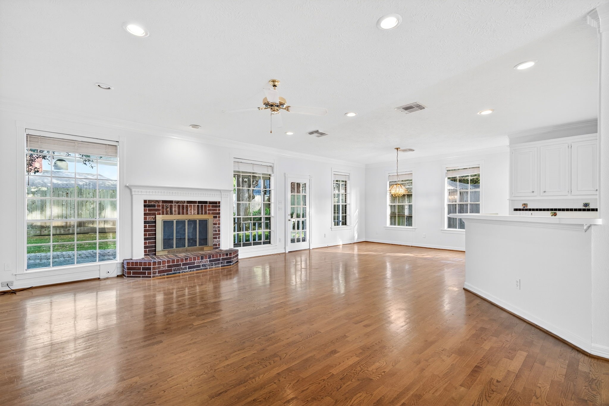 1022 Pinewood Lane Property Photo 10