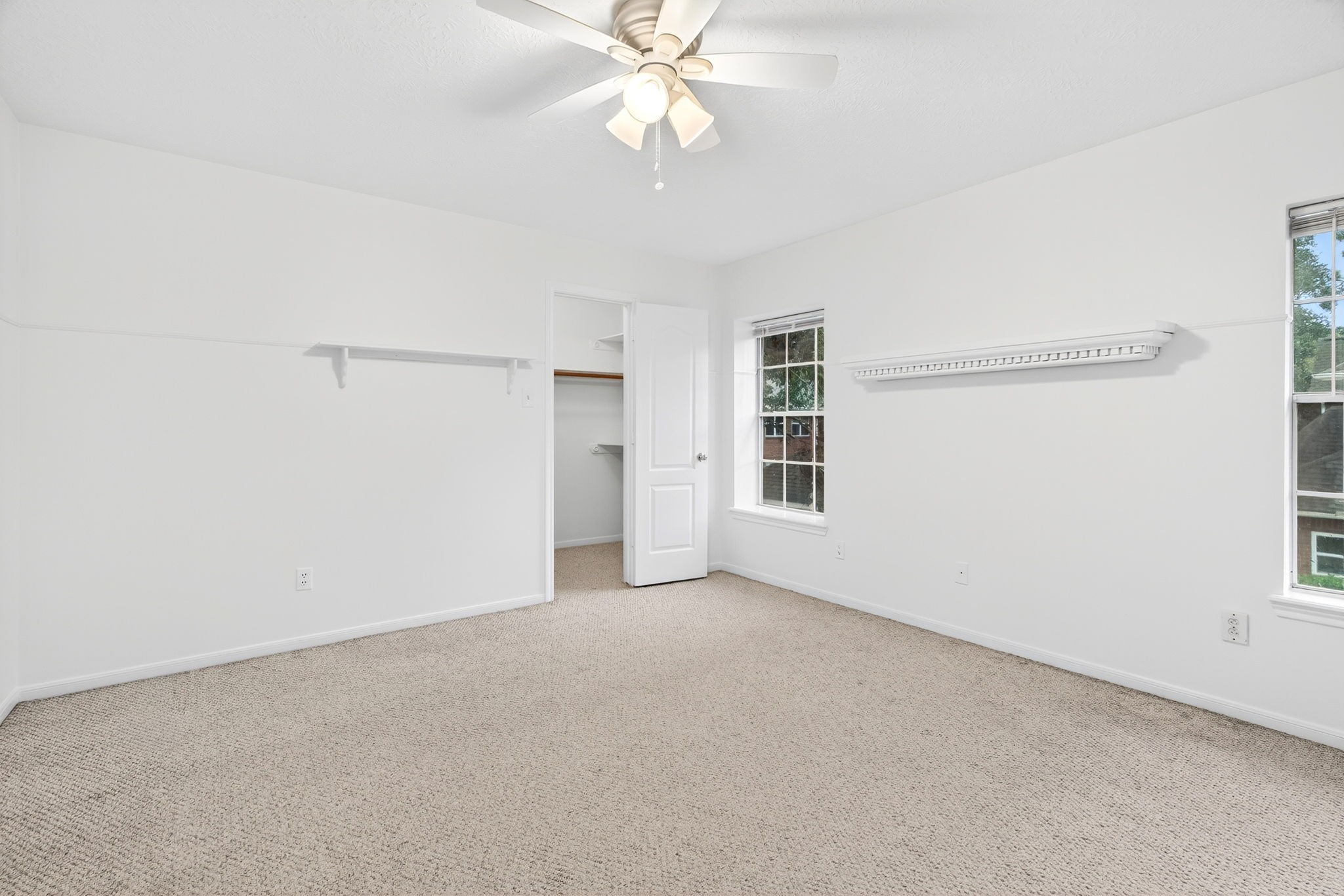 1022 Pinewood Lane Property Photo 35