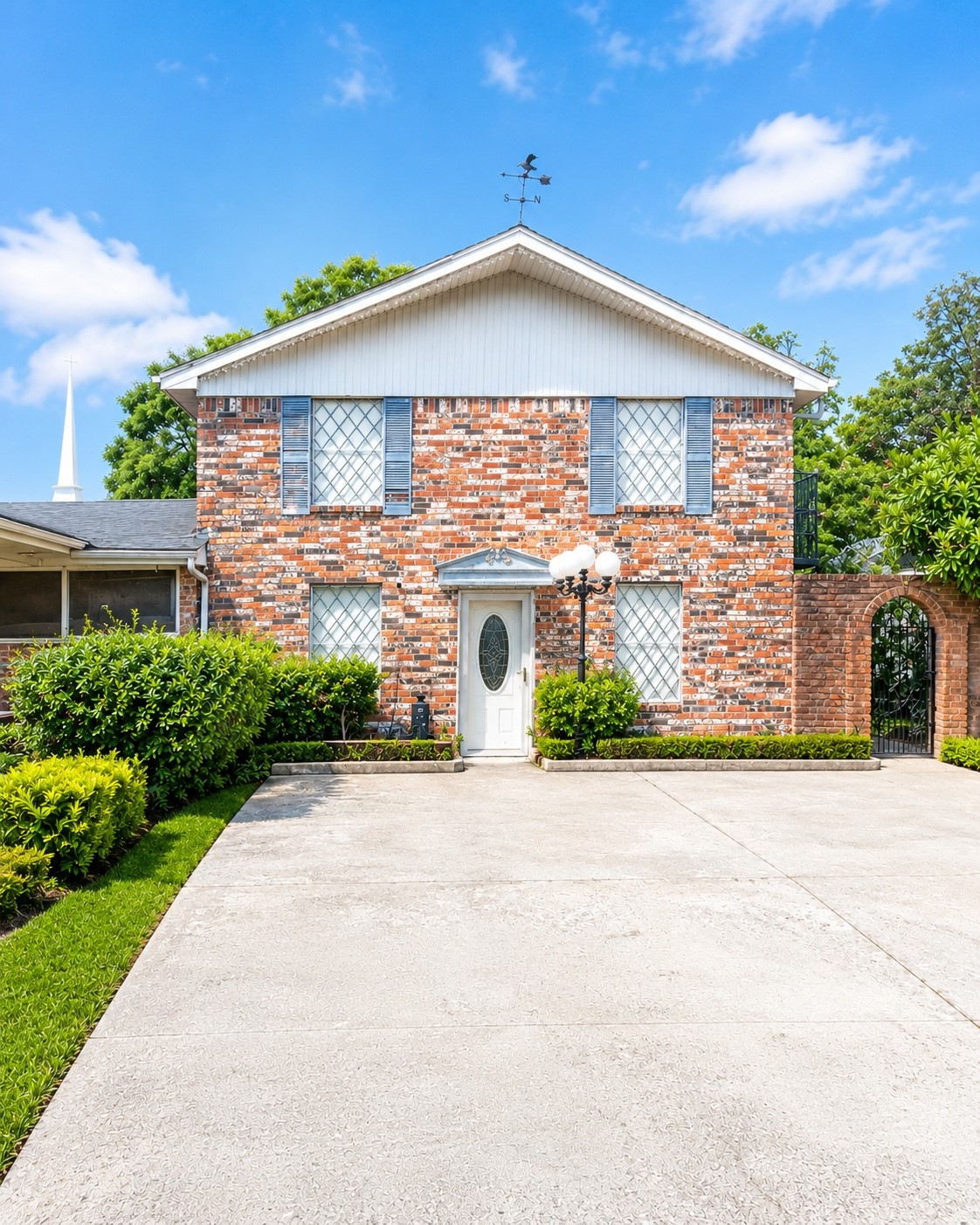 5727 Weaver Road B Property Photo 1