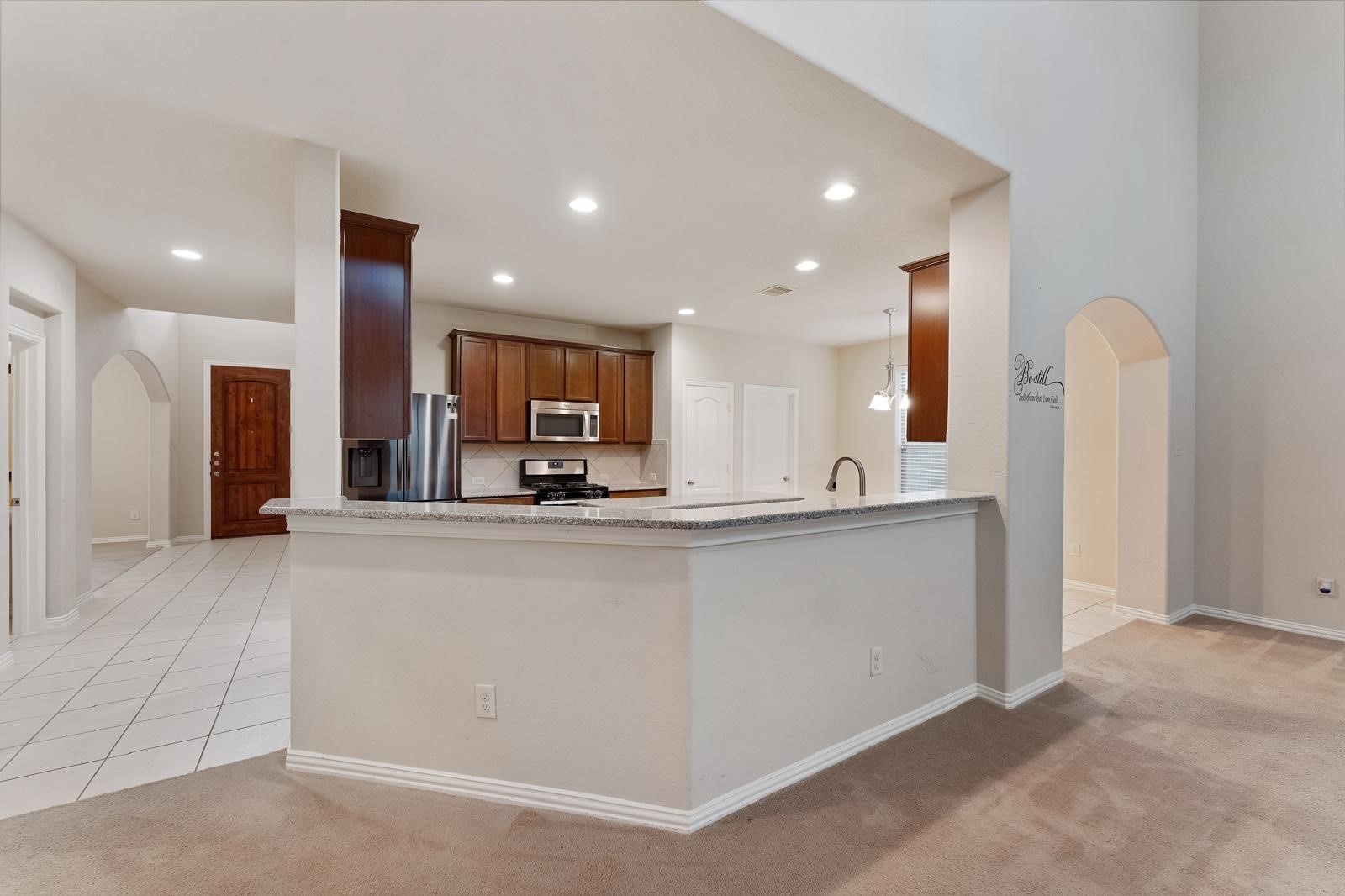 26116 Chivalry Court Property Photo 4