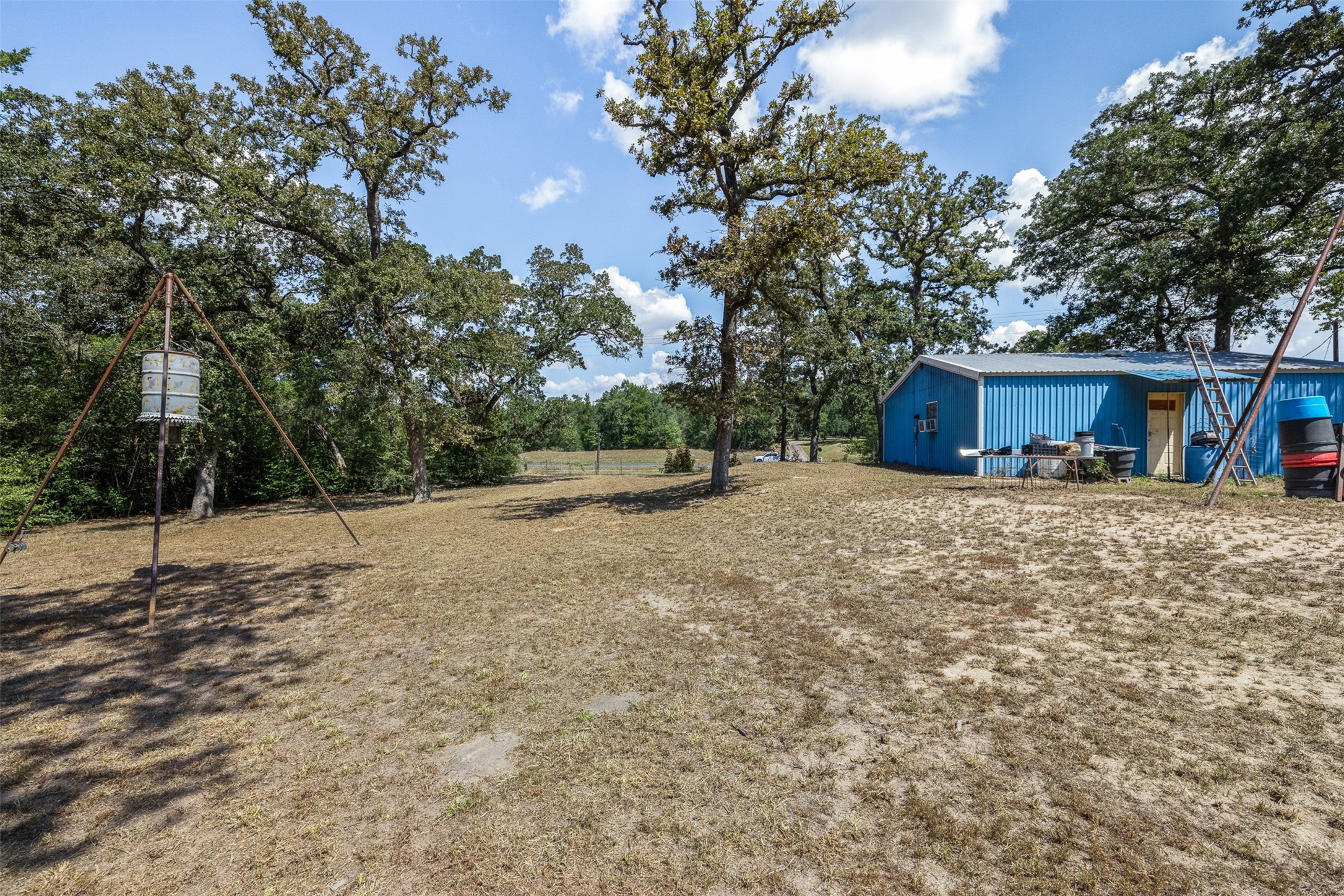 5605 Highway 290 W W Property Photo 5
