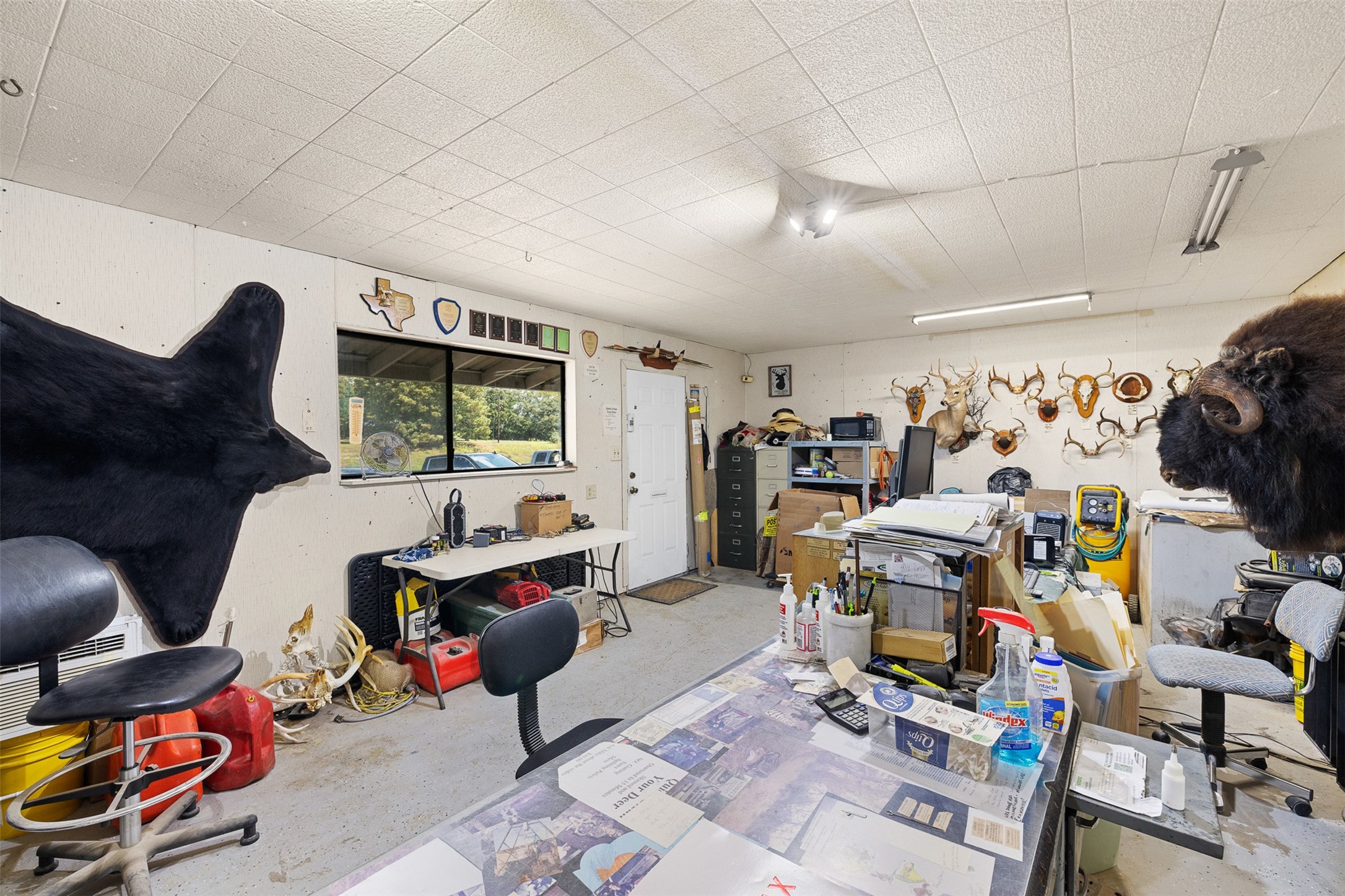 5605 Highway 290 W W Property Photo 12