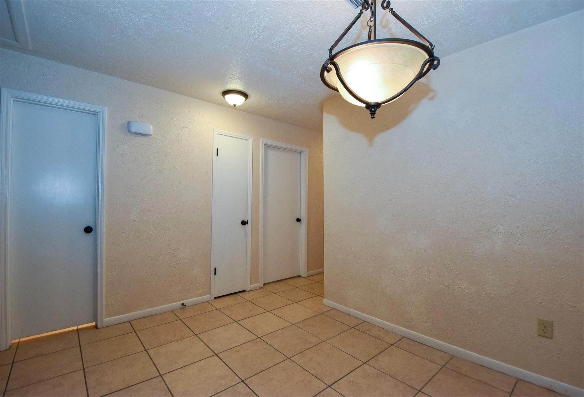 1521 Barcelona Way Way Property Photo 10
