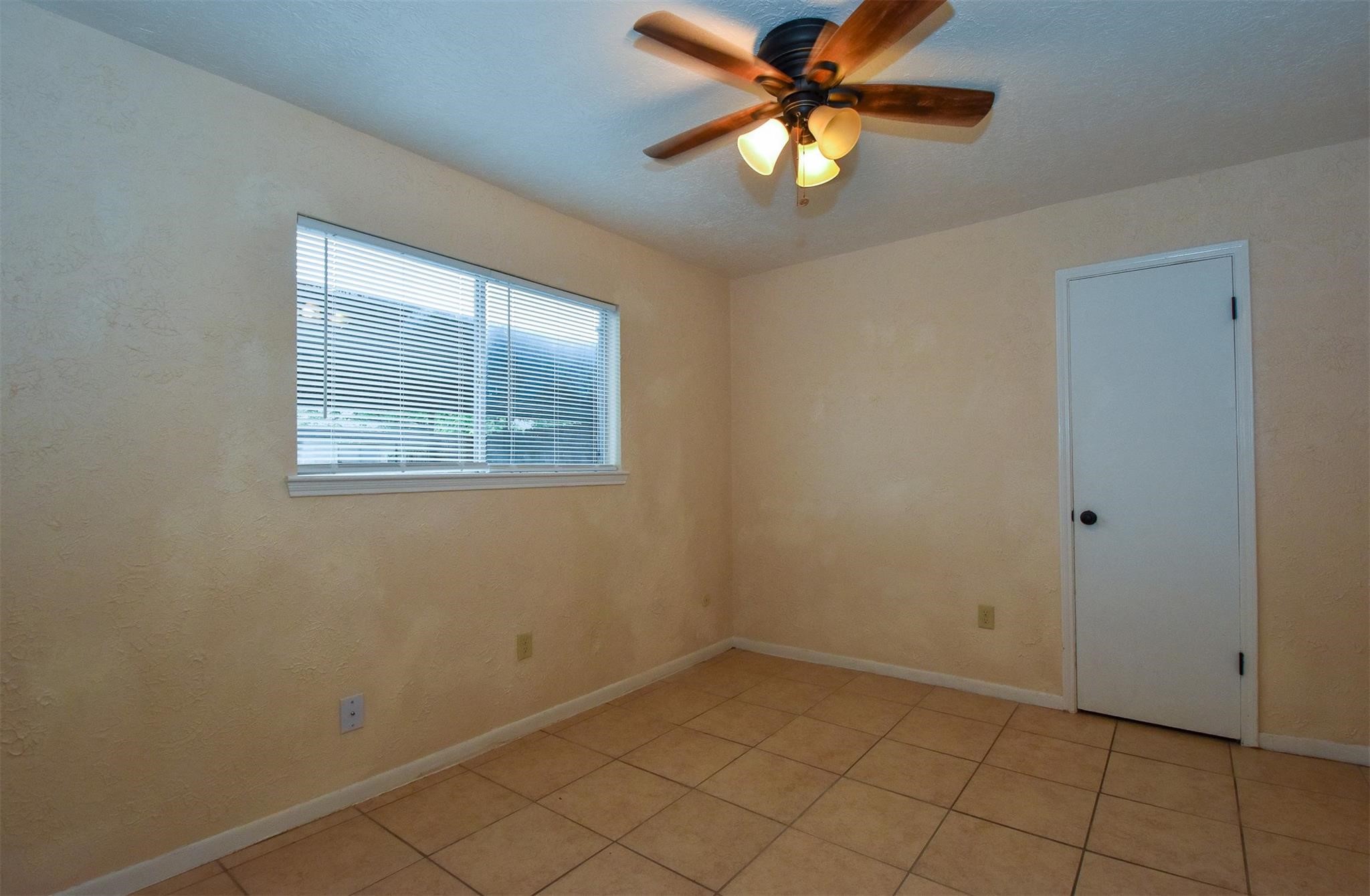1521 Barcelona Way Way Property Photo 19