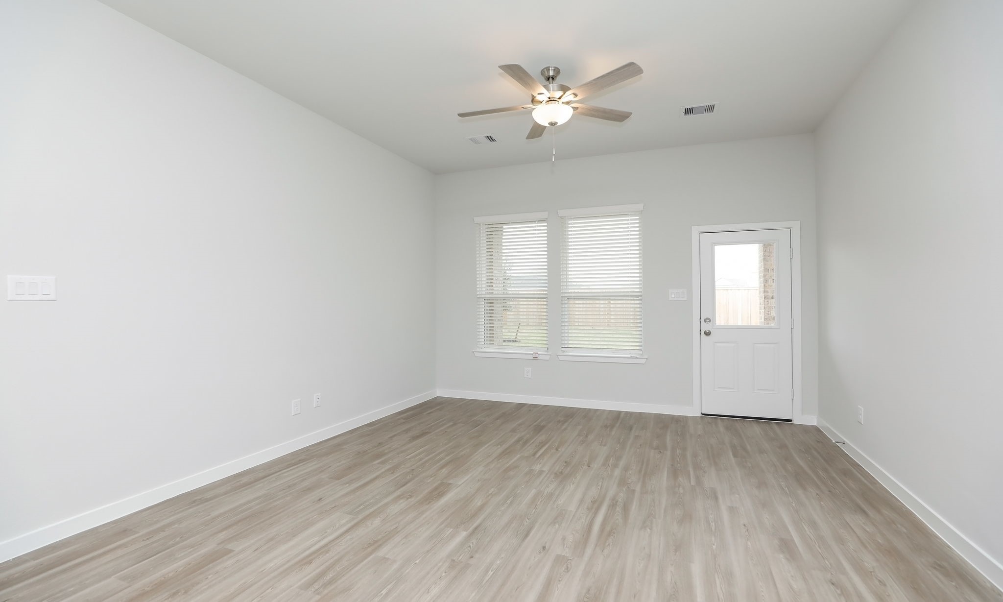 21110 Armstrong County Drive Property Photo 14