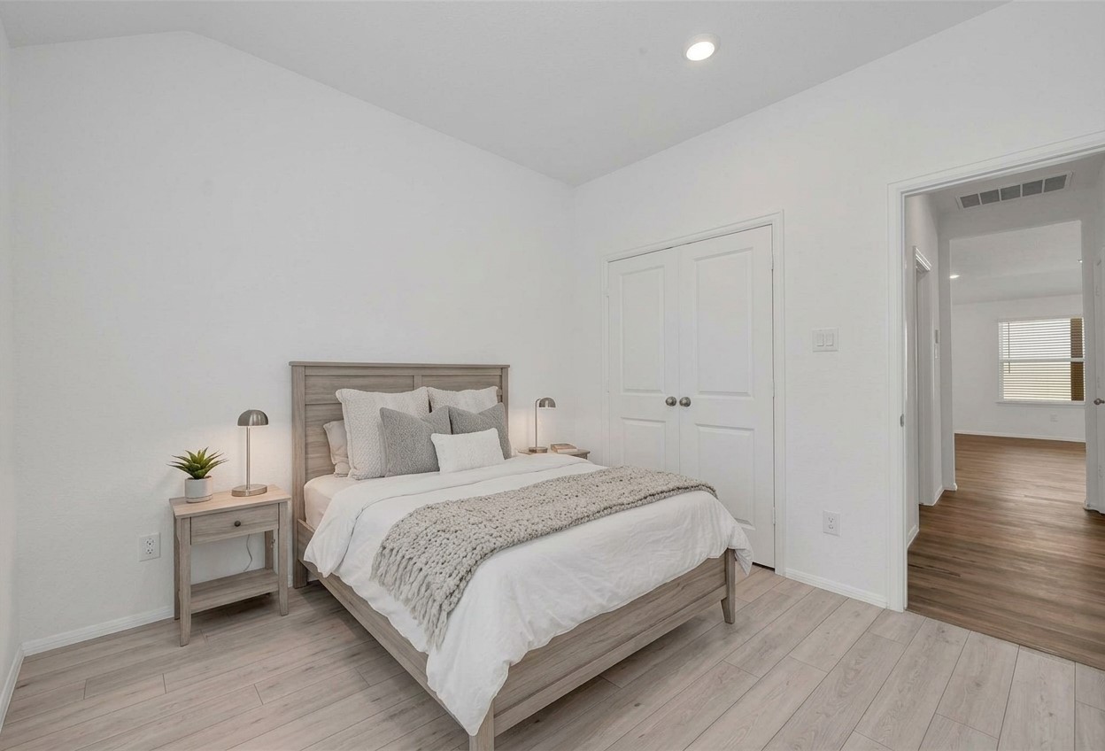 23705 Pagliano Court Property Photo 7