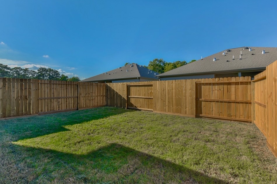 24094 Sears 1 Property Photo 3