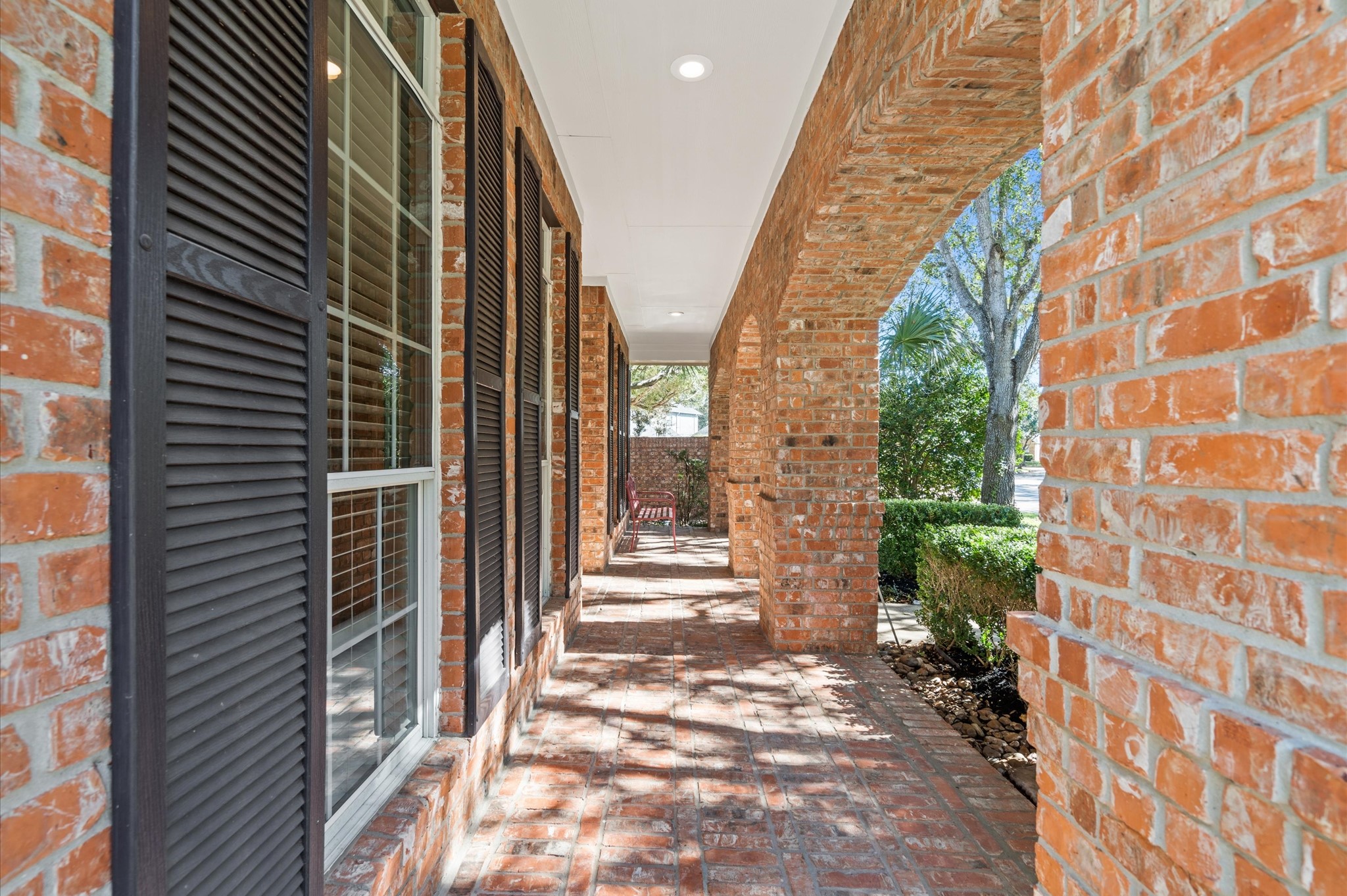 5319 Deerbourne Chase Drive Property Photo 4