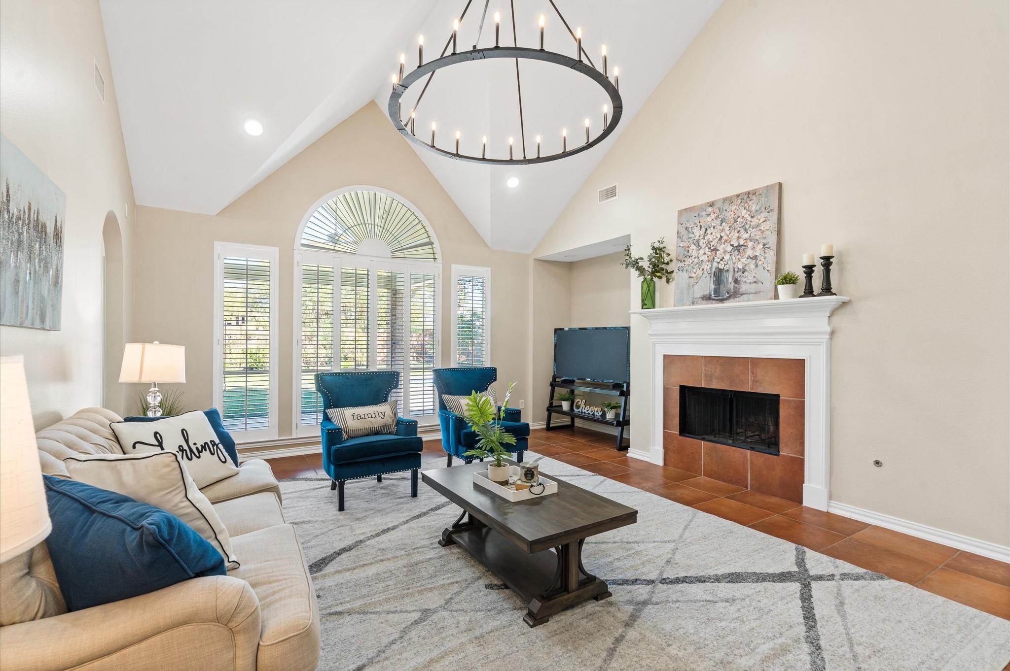 5319 Deerbourne Chase Drive Property Photo 8