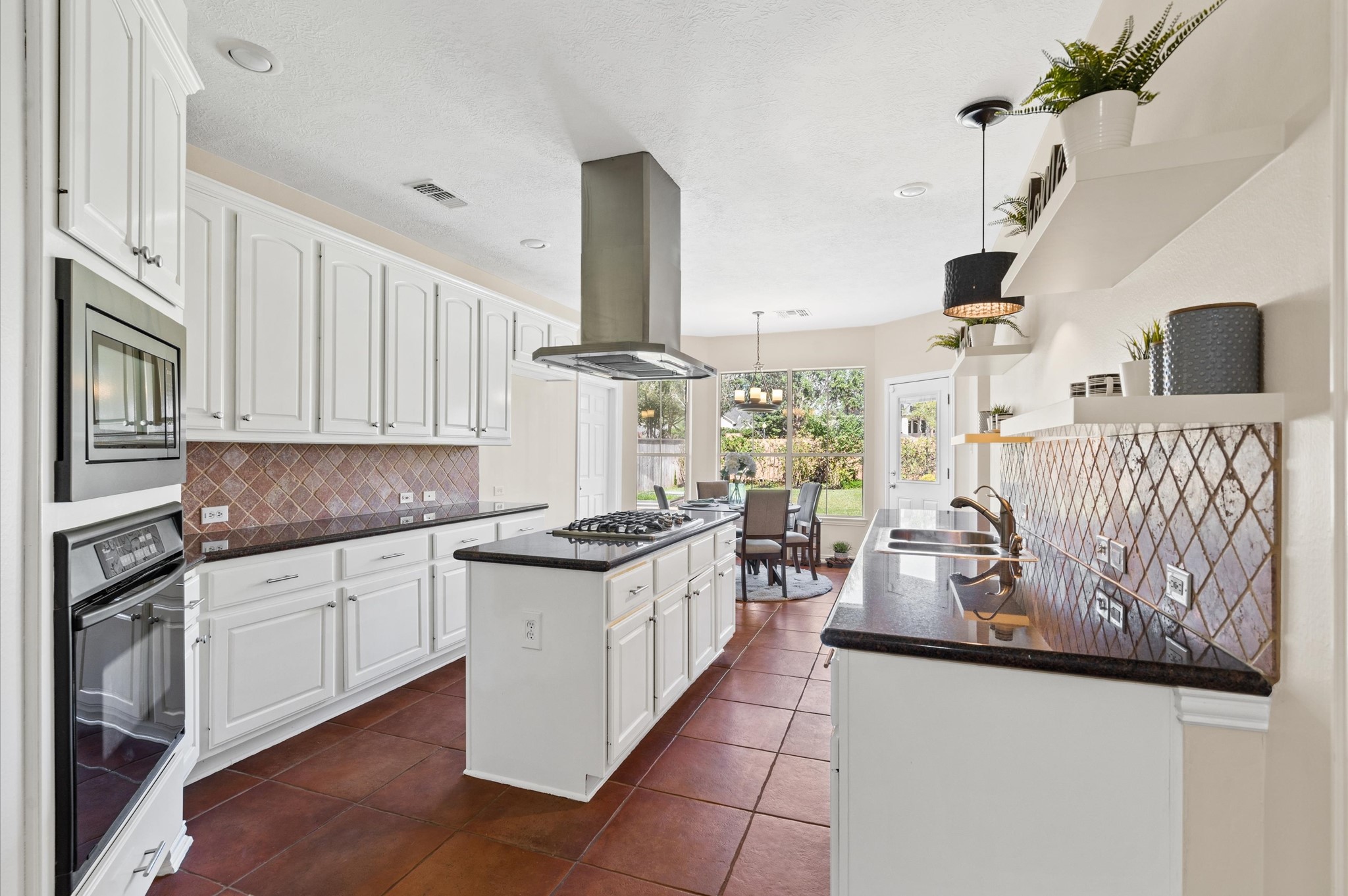 5319 Deerbourne Chase Drive Property Photo 12