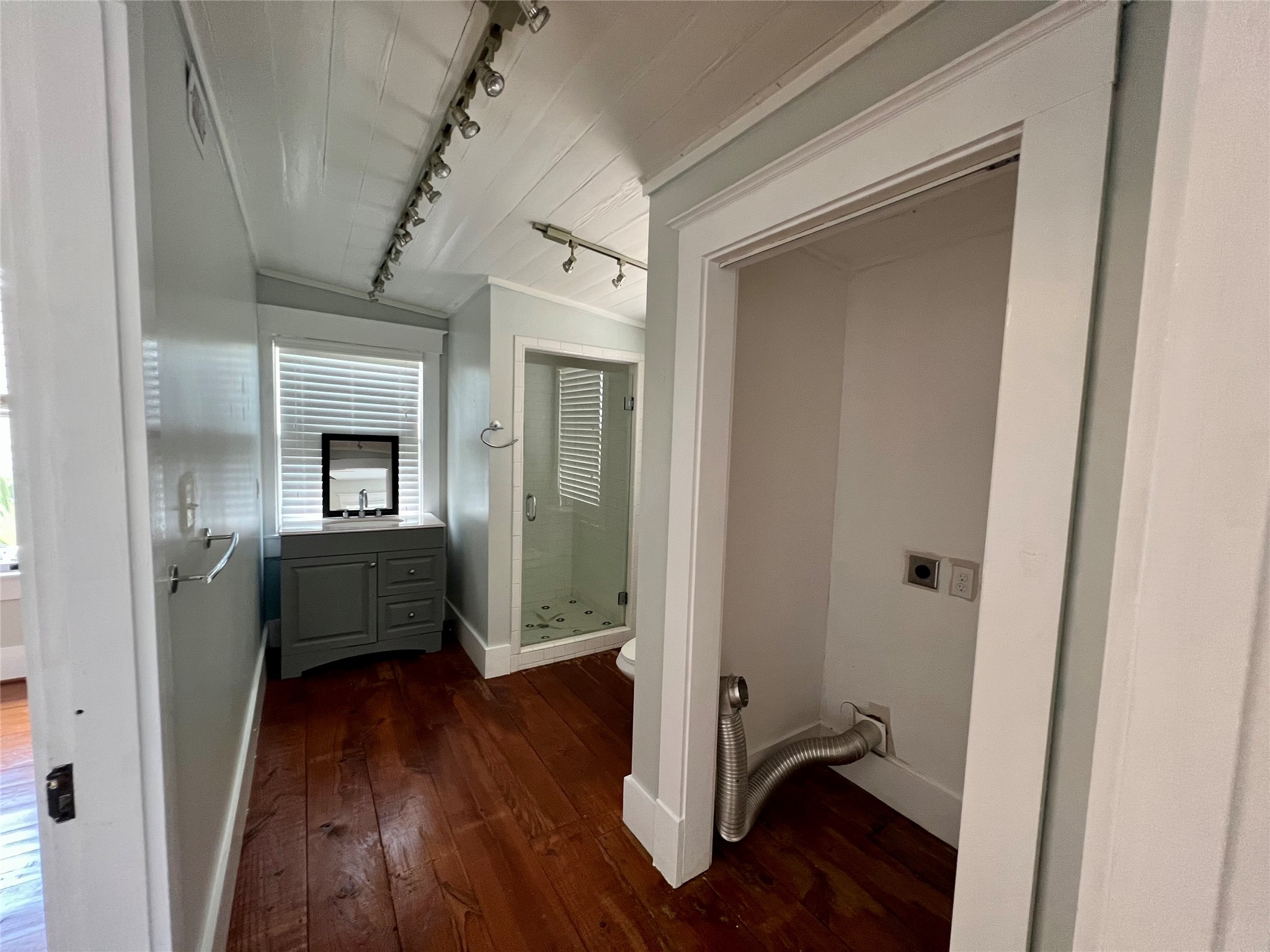 801 University Boulevard Property Photo 3
