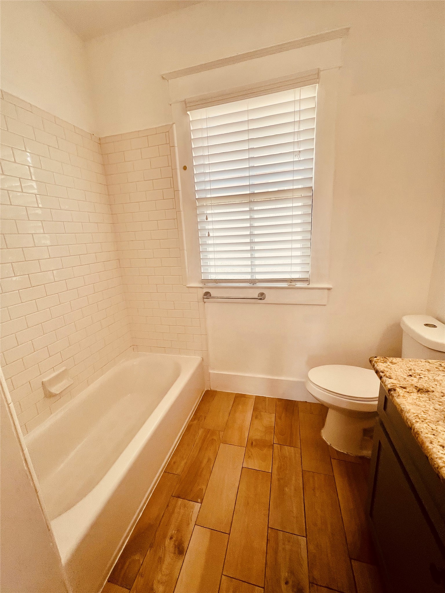 801 University Boulevard Property Photo 11