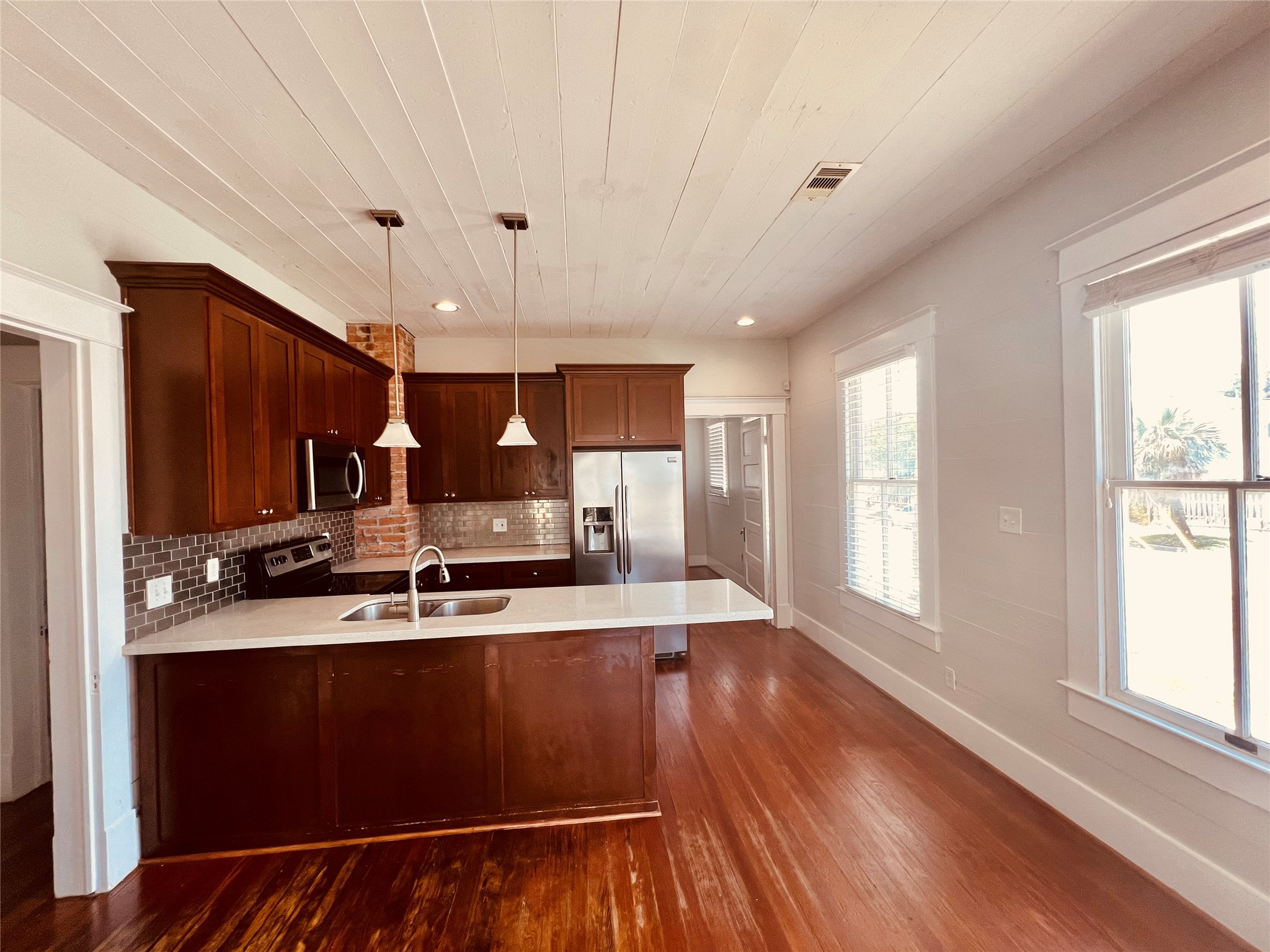 801 University Boulevard Property Photo 12