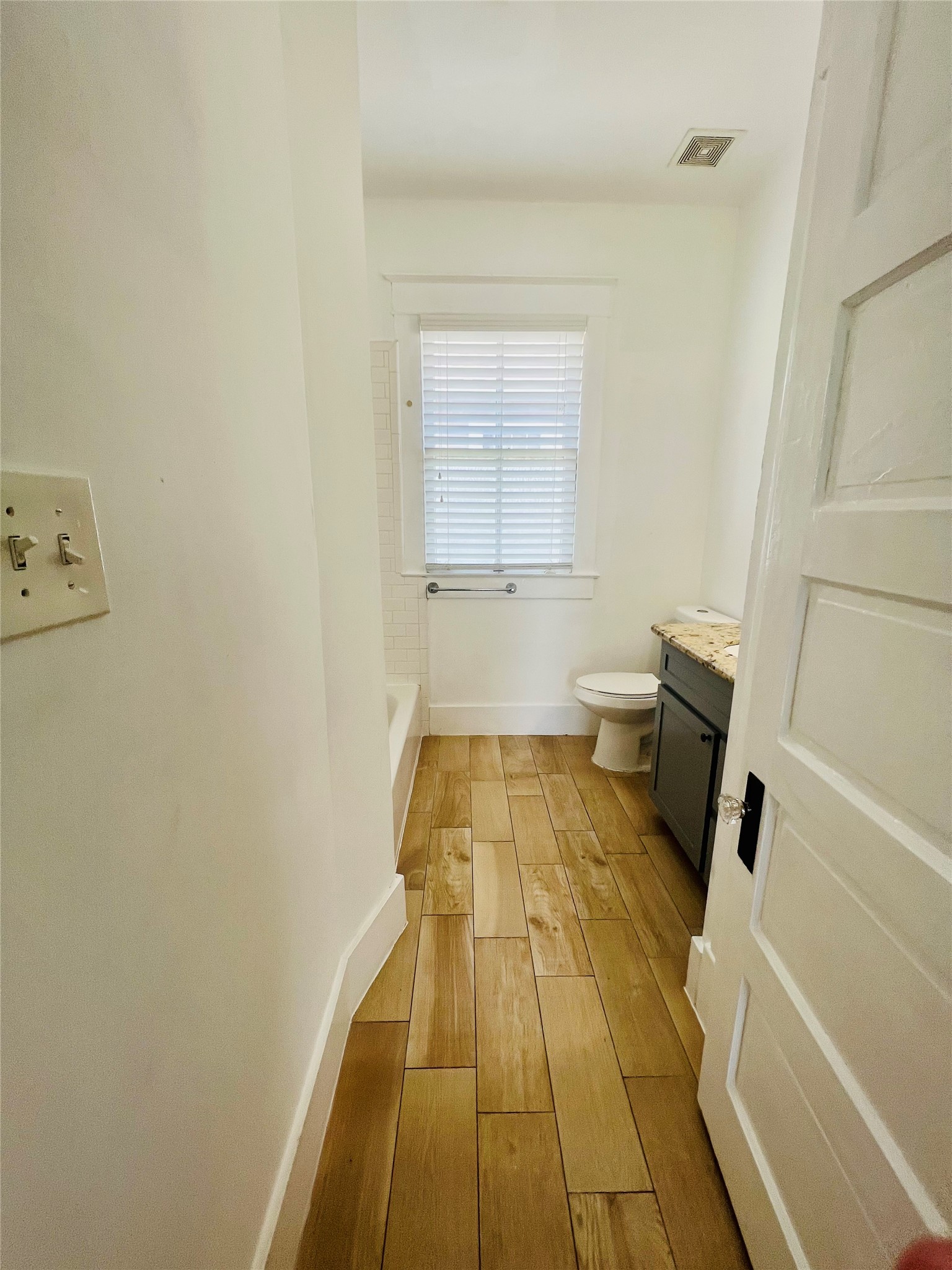 801 University Boulevard Property Photo 13