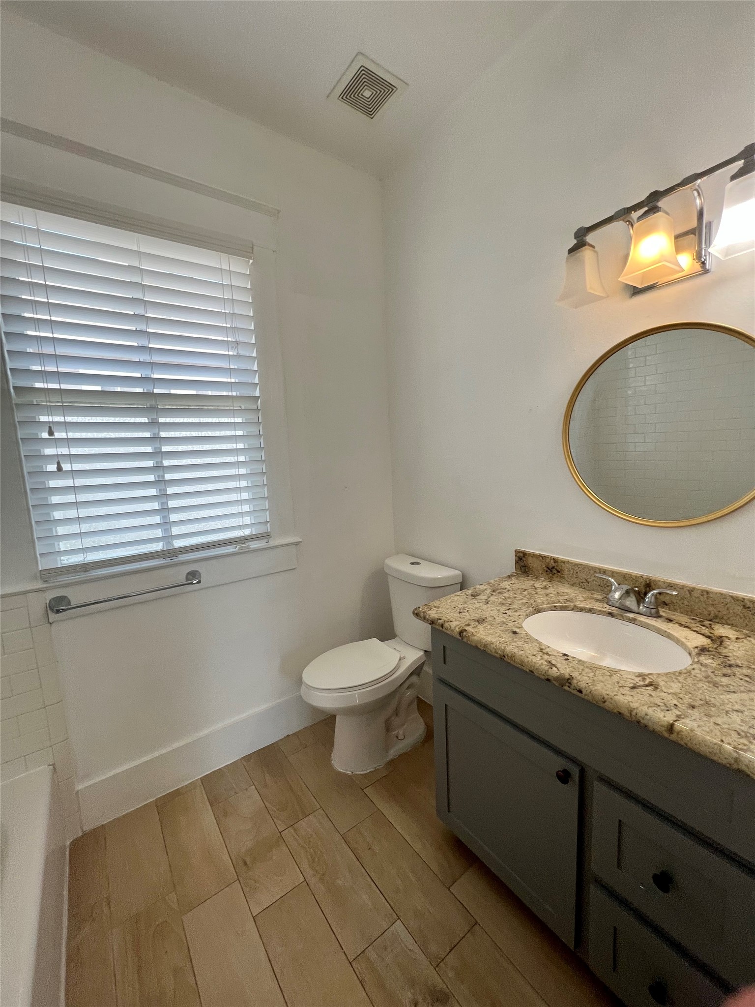 801 University Boulevard Property Photo 14