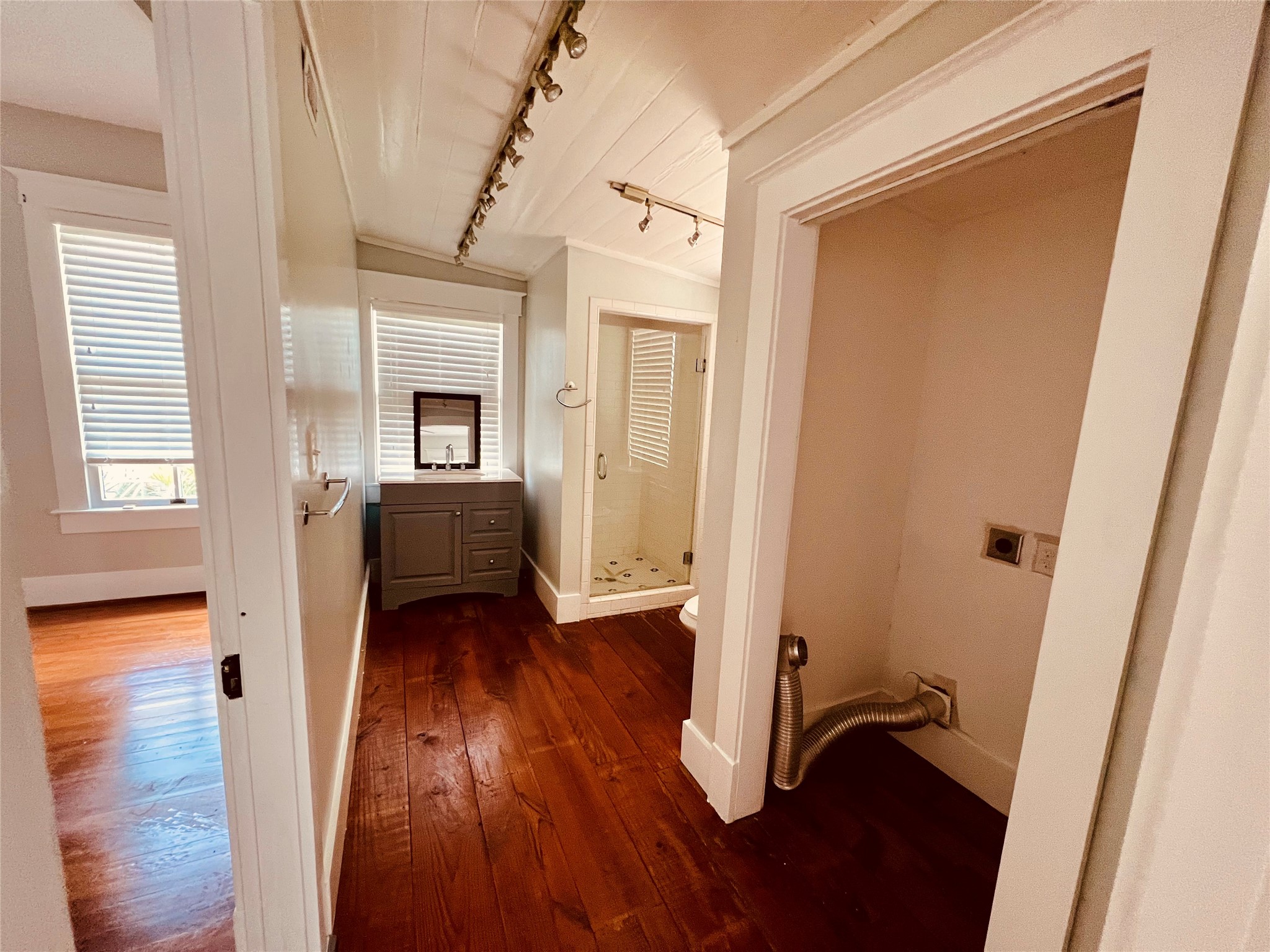 801 University Boulevard Property Photo 15