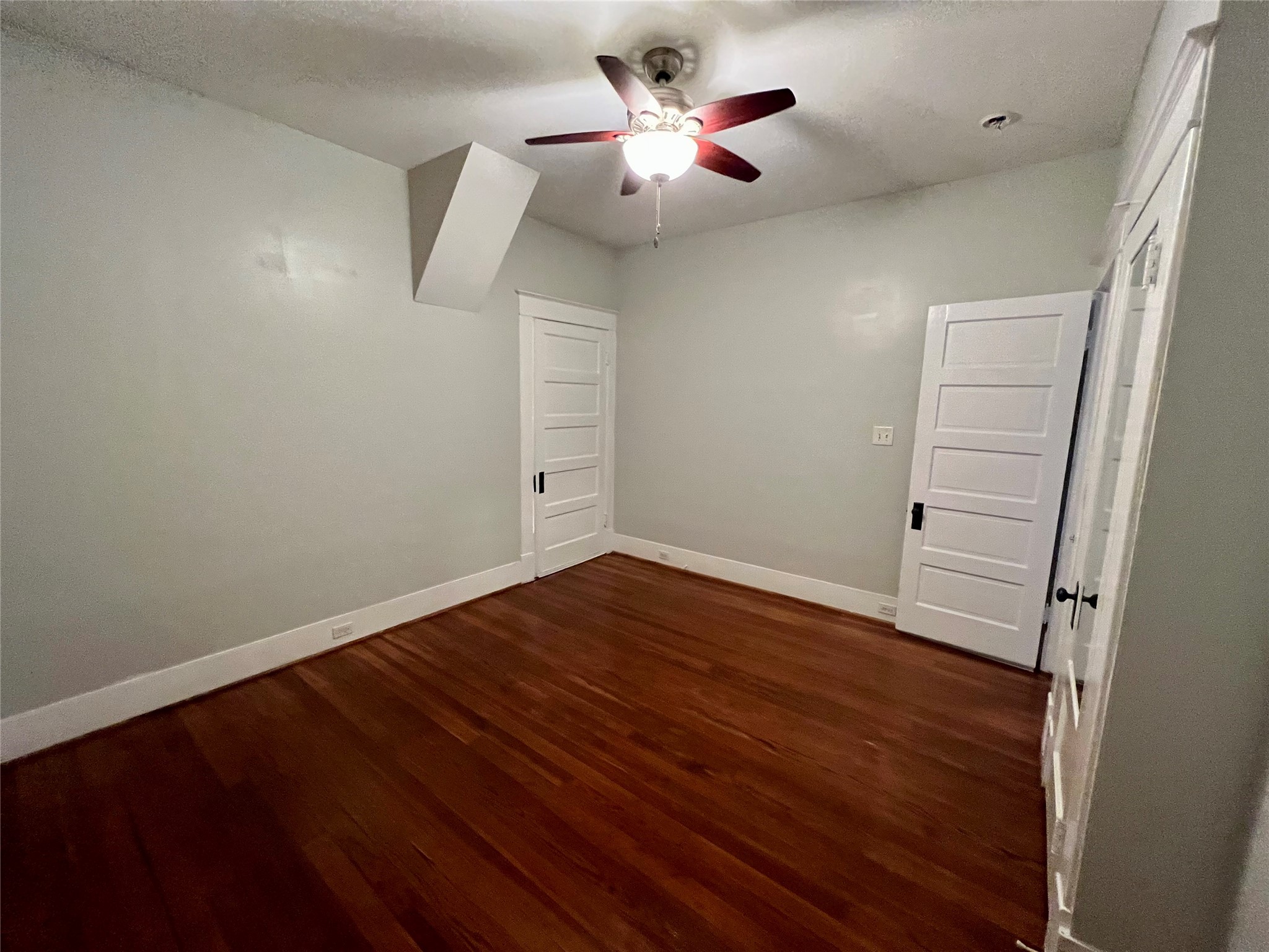 801 University Boulevard Property Photo 16