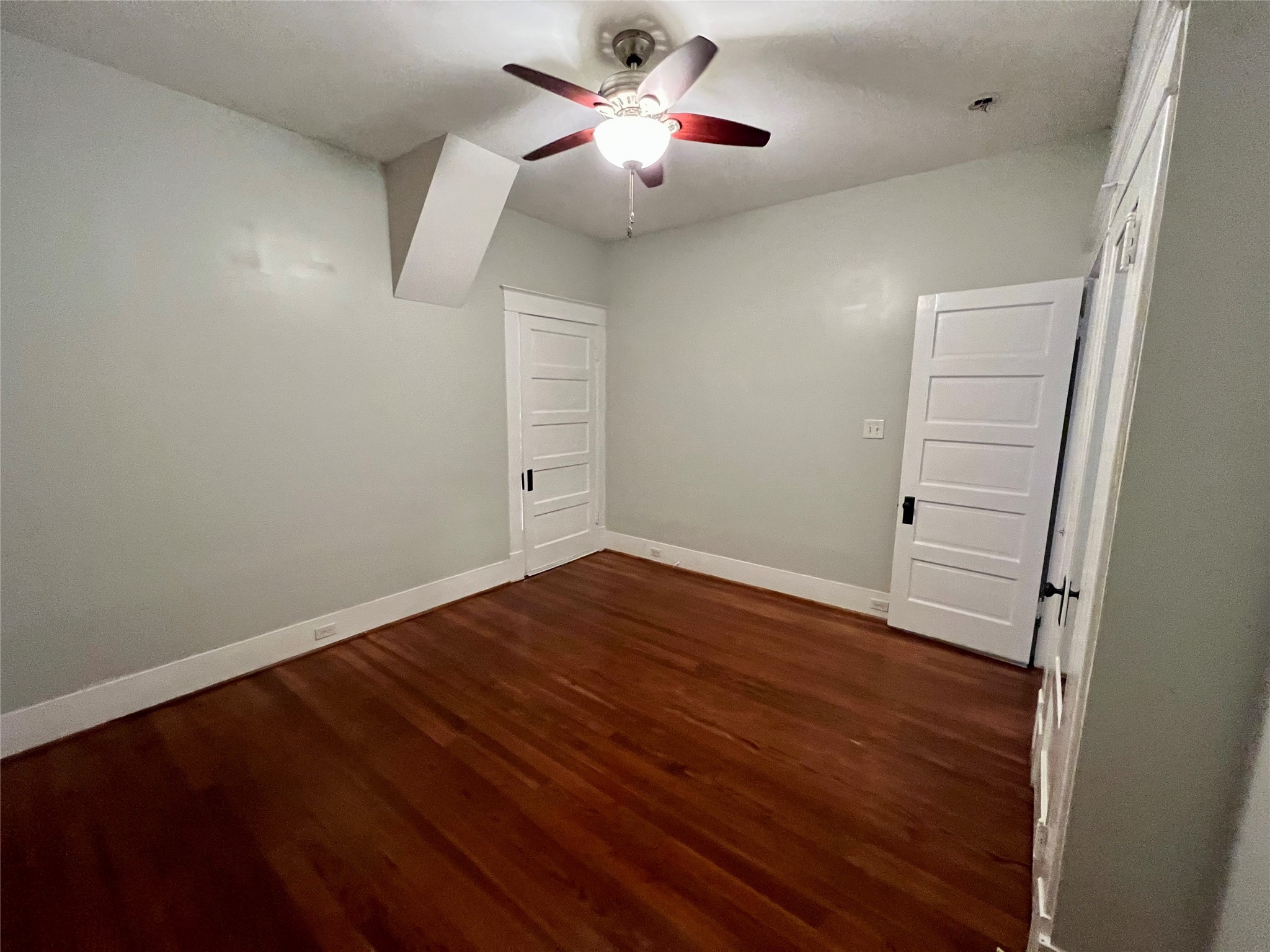 801 University Boulevard Property Photo 17