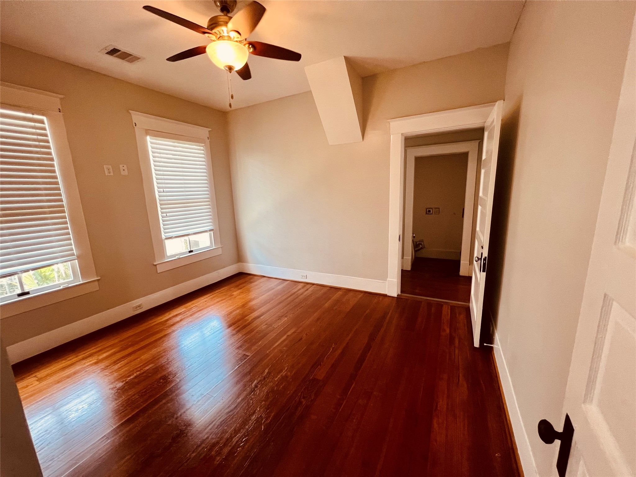 801 University Boulevard Property Photo 20