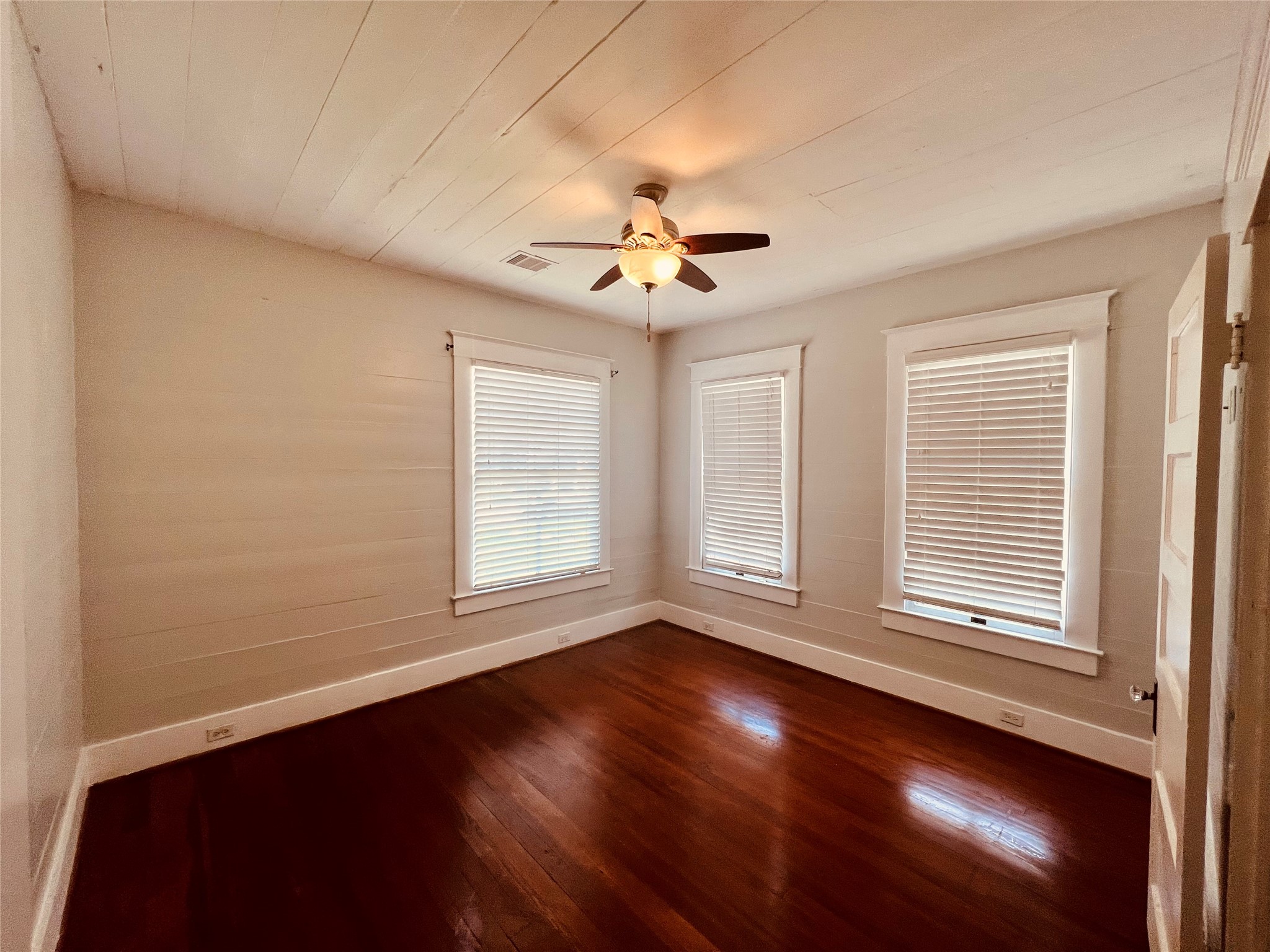 801 University Boulevard Property Photo 21