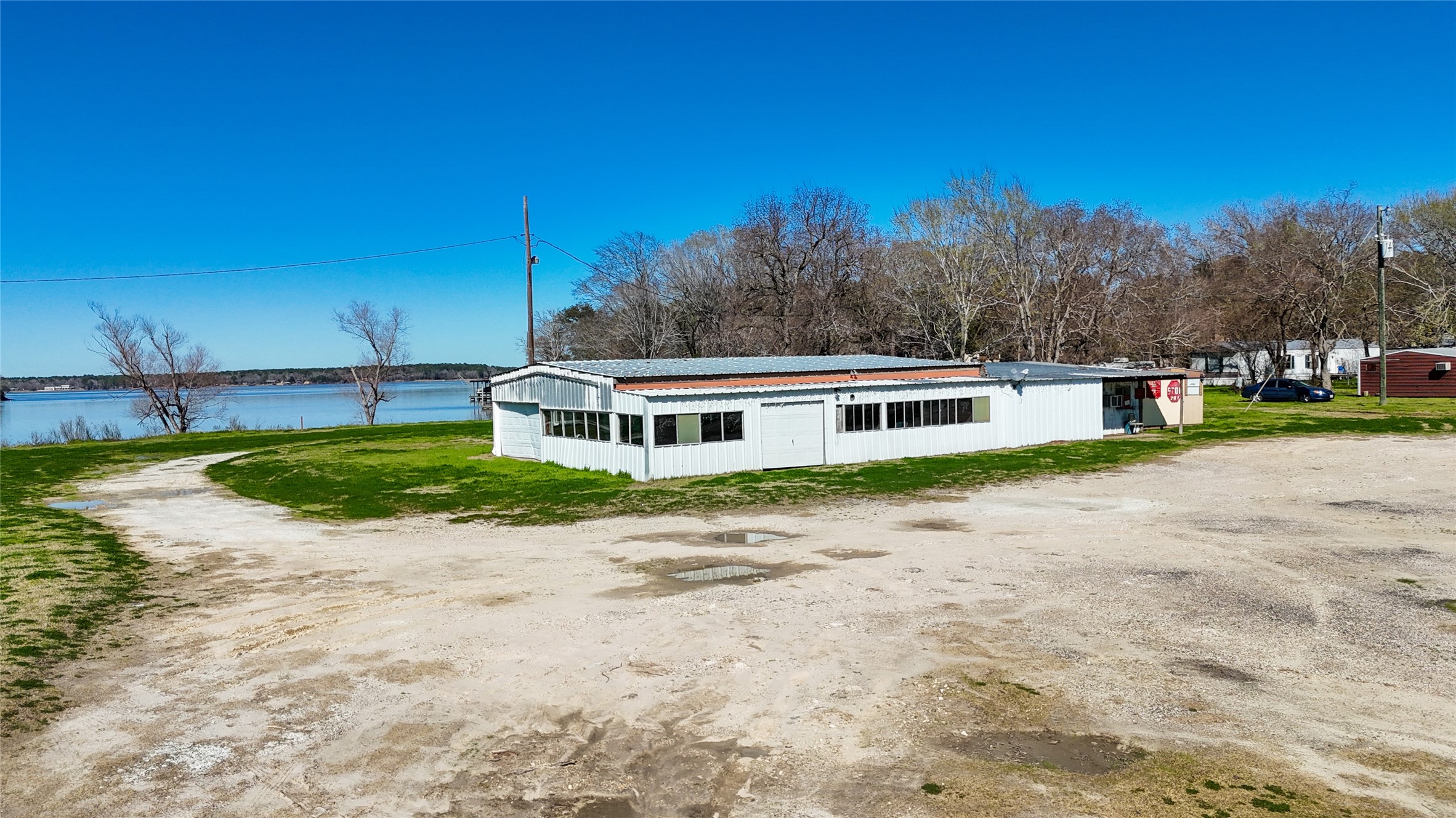 224 Steinback Property Photo 4